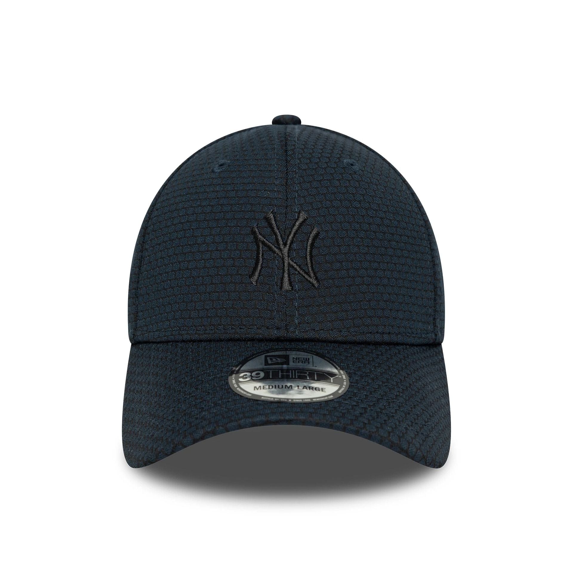 This is a New York Yankees MLB Stretch Mesh Dark Blue 39THIRTY Stretch-Fit Cap 2