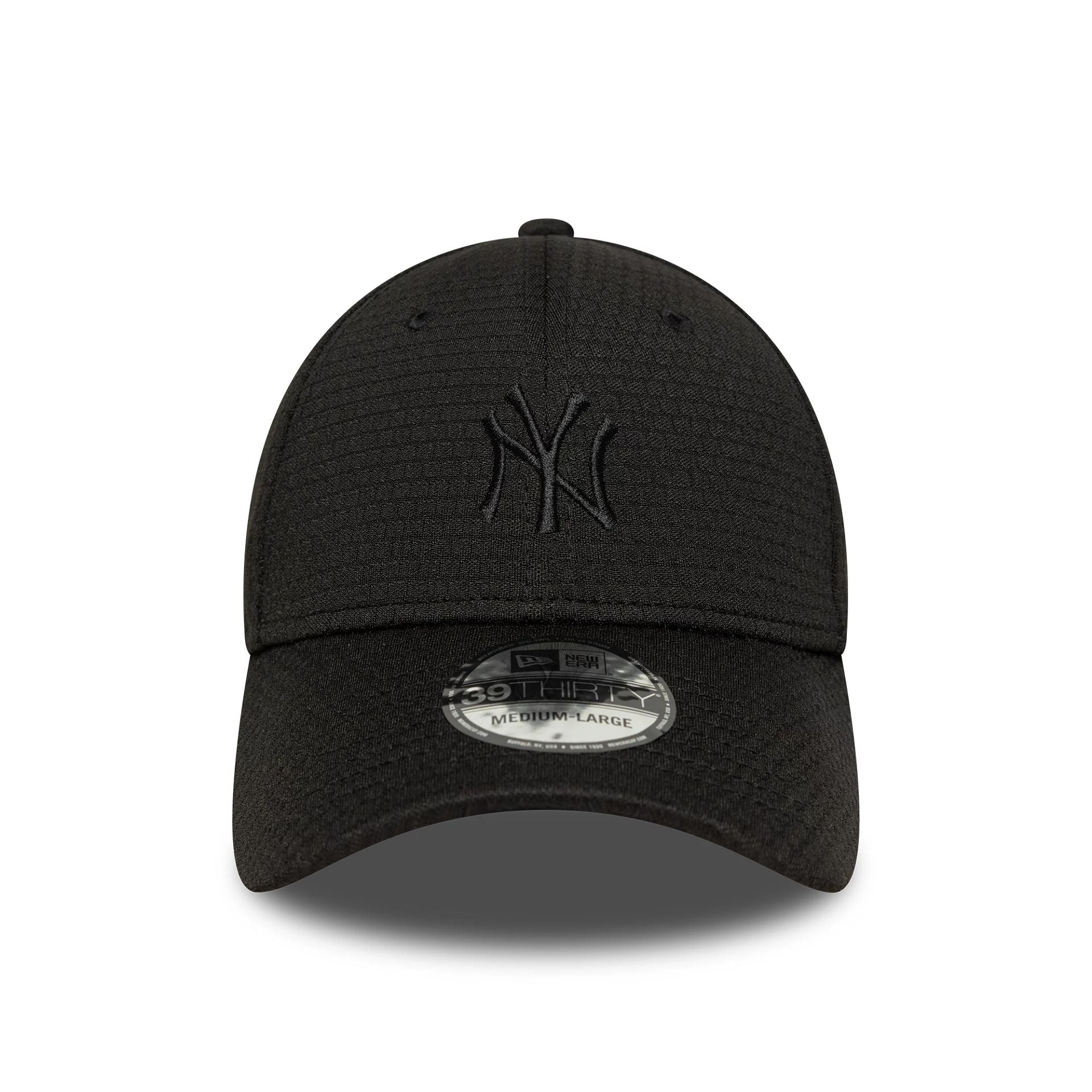 This is a New York Yankees MLB Stretch Mesh Black 39THIRTY Stretch-Fit Cap 2