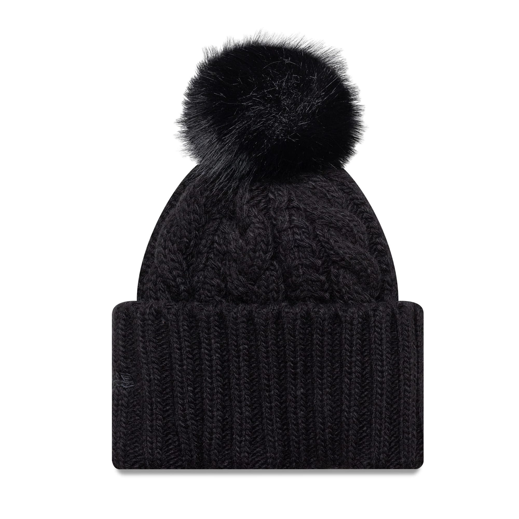This is a New York Yankees Youth MLB Black Cable Knit Beanie Hat 2