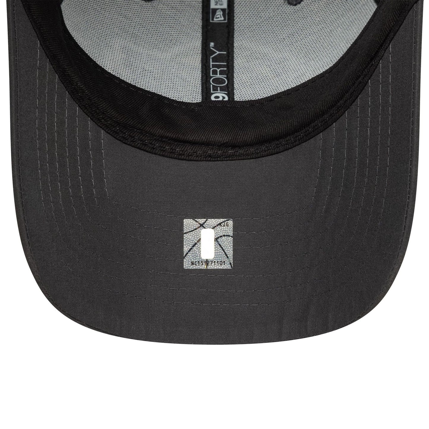This is a LA Lakers NBA Piping Dark Grey 9FORTY Adjustable Cap 5