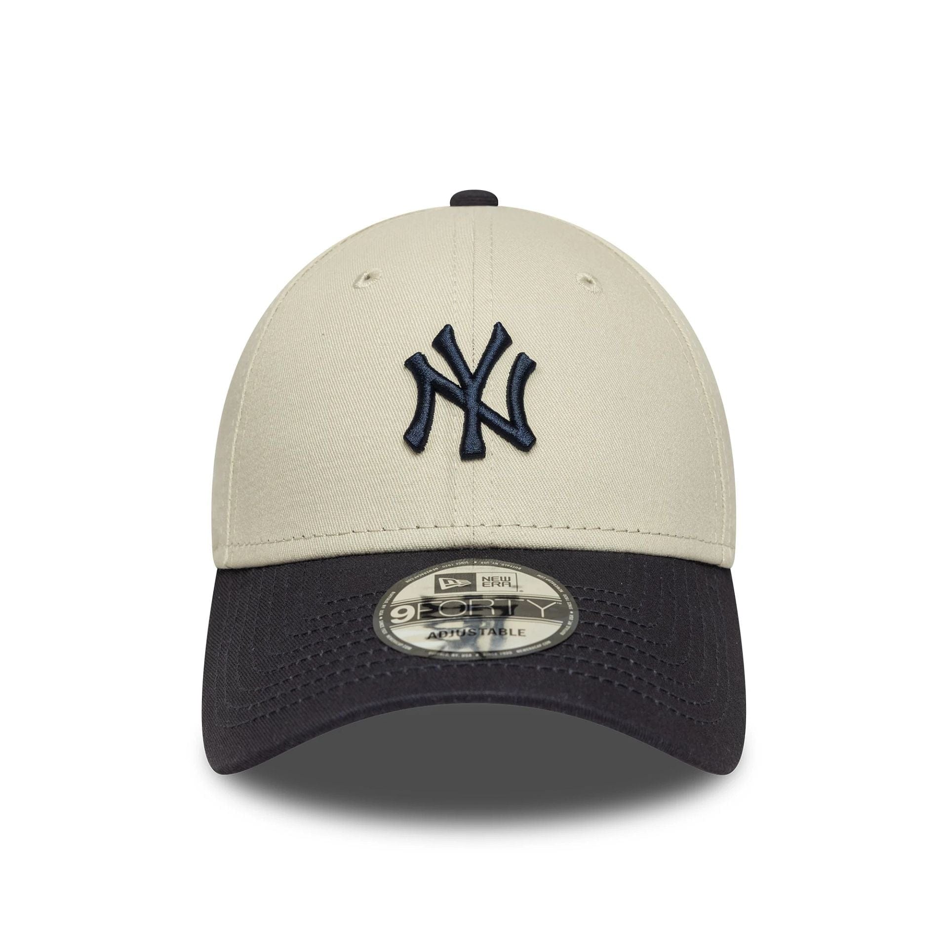 This is a New York Yankees MLB Colour Block Cream 9FORTY Adjustable Cap 2