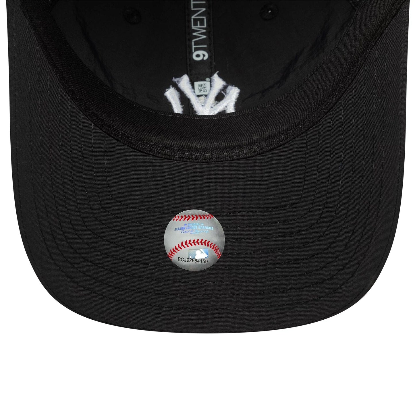 This is a New York Yankees MLB Recycled Black 9TWENTY Adjustable Cap 5