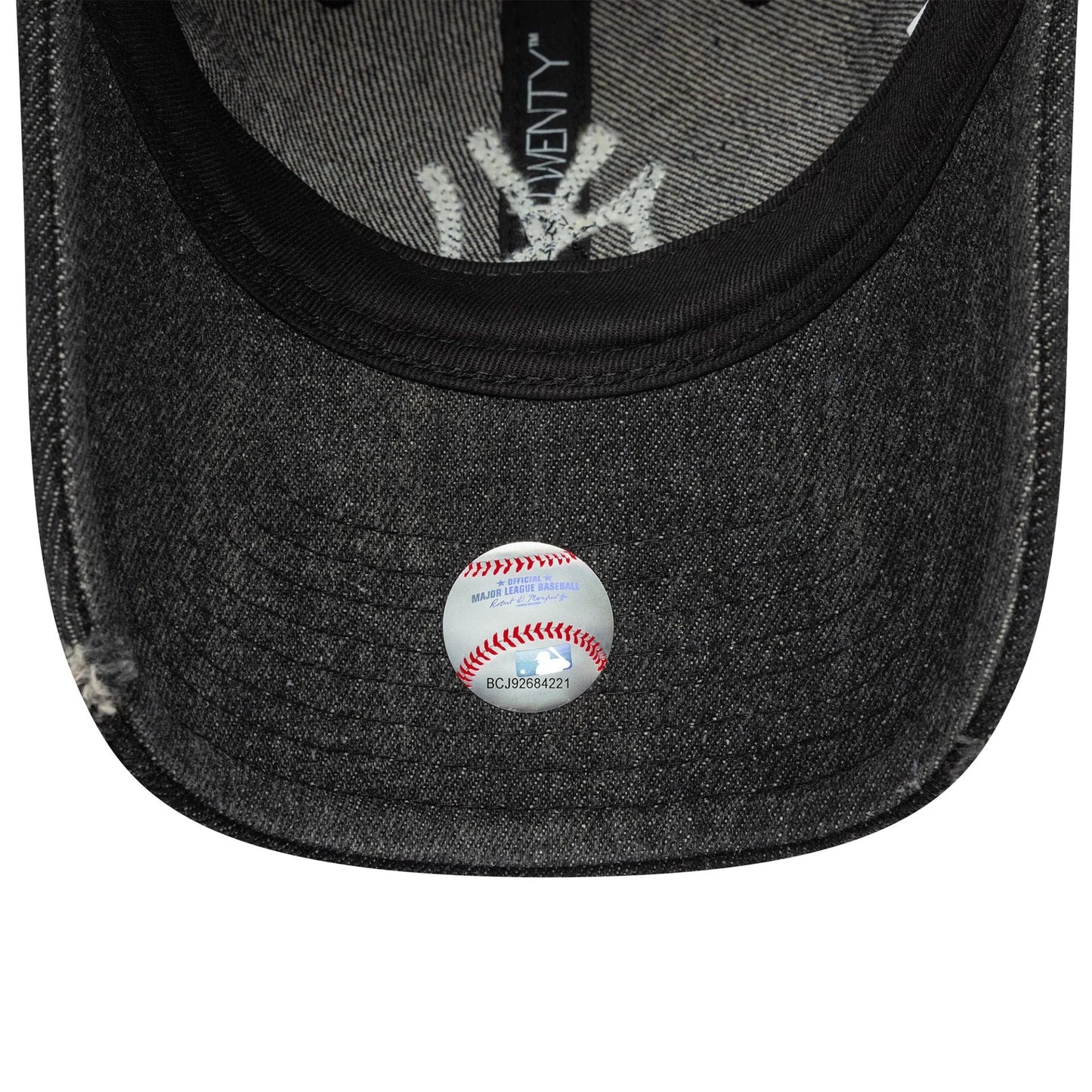 This is a New York Yankees Womens MLB Stone Denim Black 9TWENTY Adjustable Cap 5