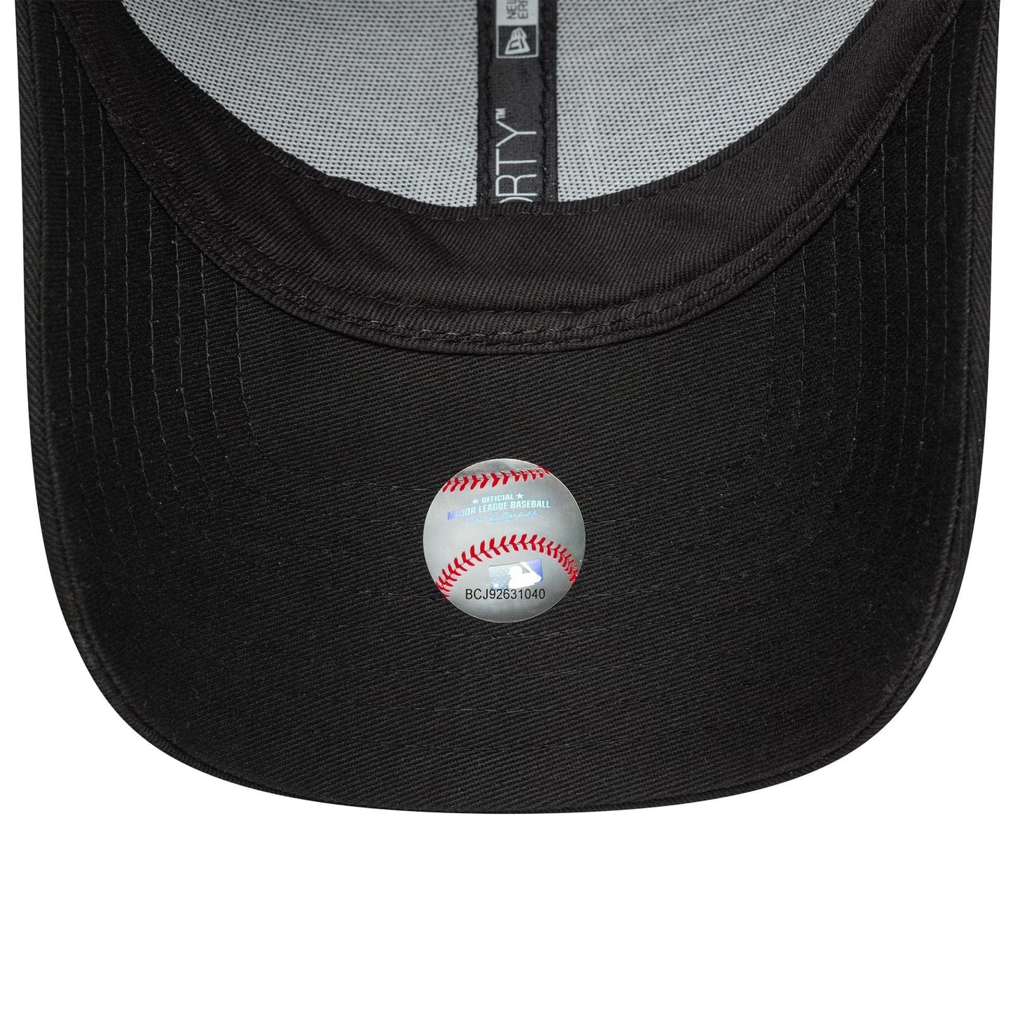 This is a LA Dodgers Womens MLB Metallic Logo Black 9FORTY Adjustable Cap 5