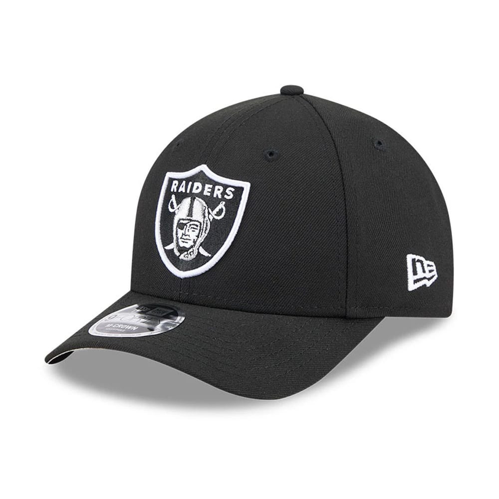 Las Vegas Raiders NFL Team Black New Era 9FORTY M-Crown Cap, three-quarter view showing the white embroidered Raiders shield logo on the front panel, with the New Era flag logo on the left side and a 9FORTY size sticker on the visor.