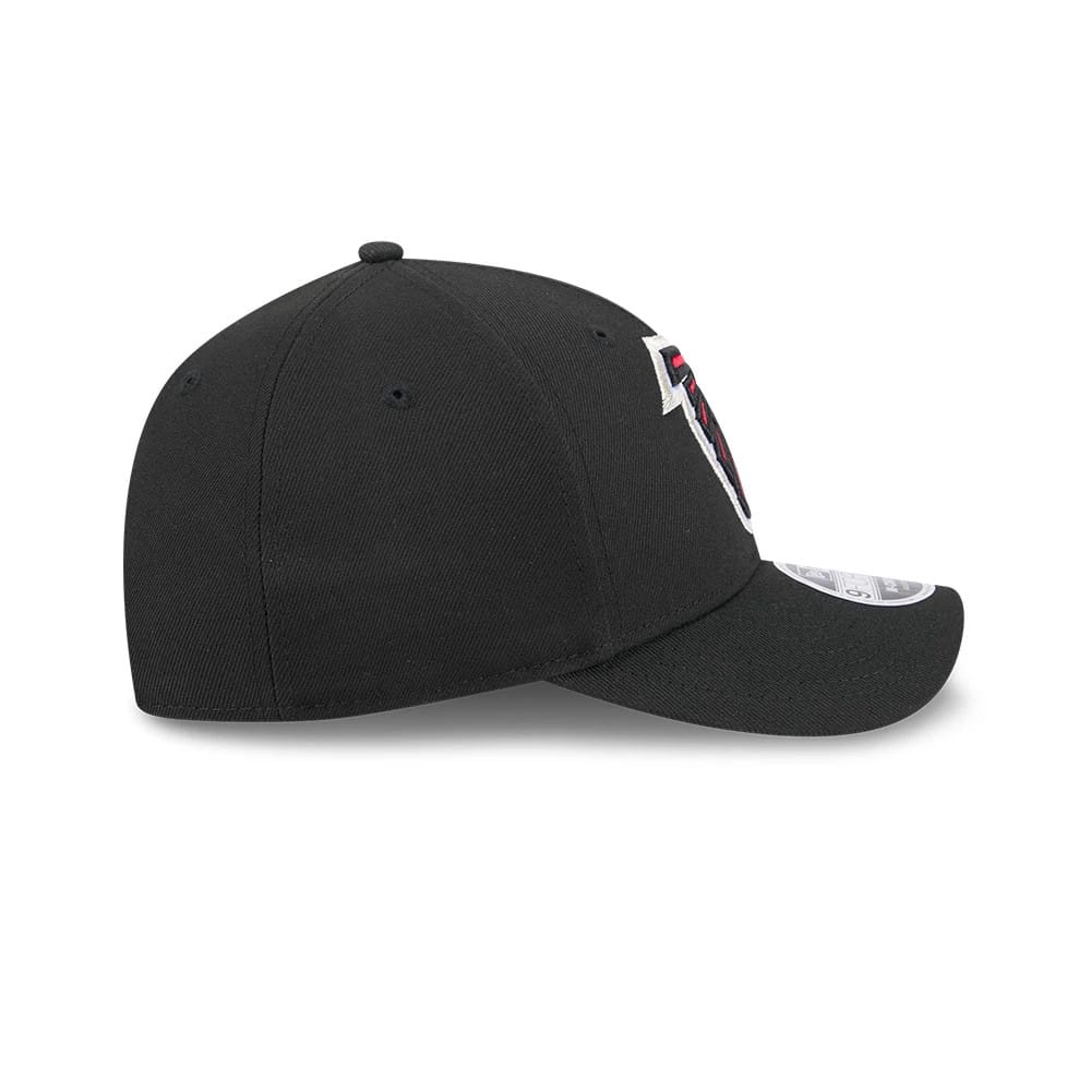 Atlanta Falcons NFL Team Black New Era 9FORTY M-Crown Cap, side view showing the raised embroidered Falcons logo on the front panel with the curved visor and 9FORTY size sticker on the right side of the black crown.