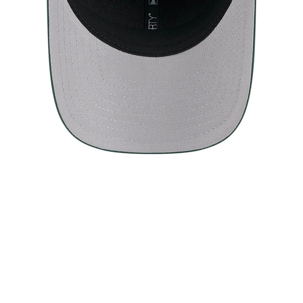 Pictured is this NFL Team Green Bay Packers 9FORTY M-Crown cap in dark green. 2