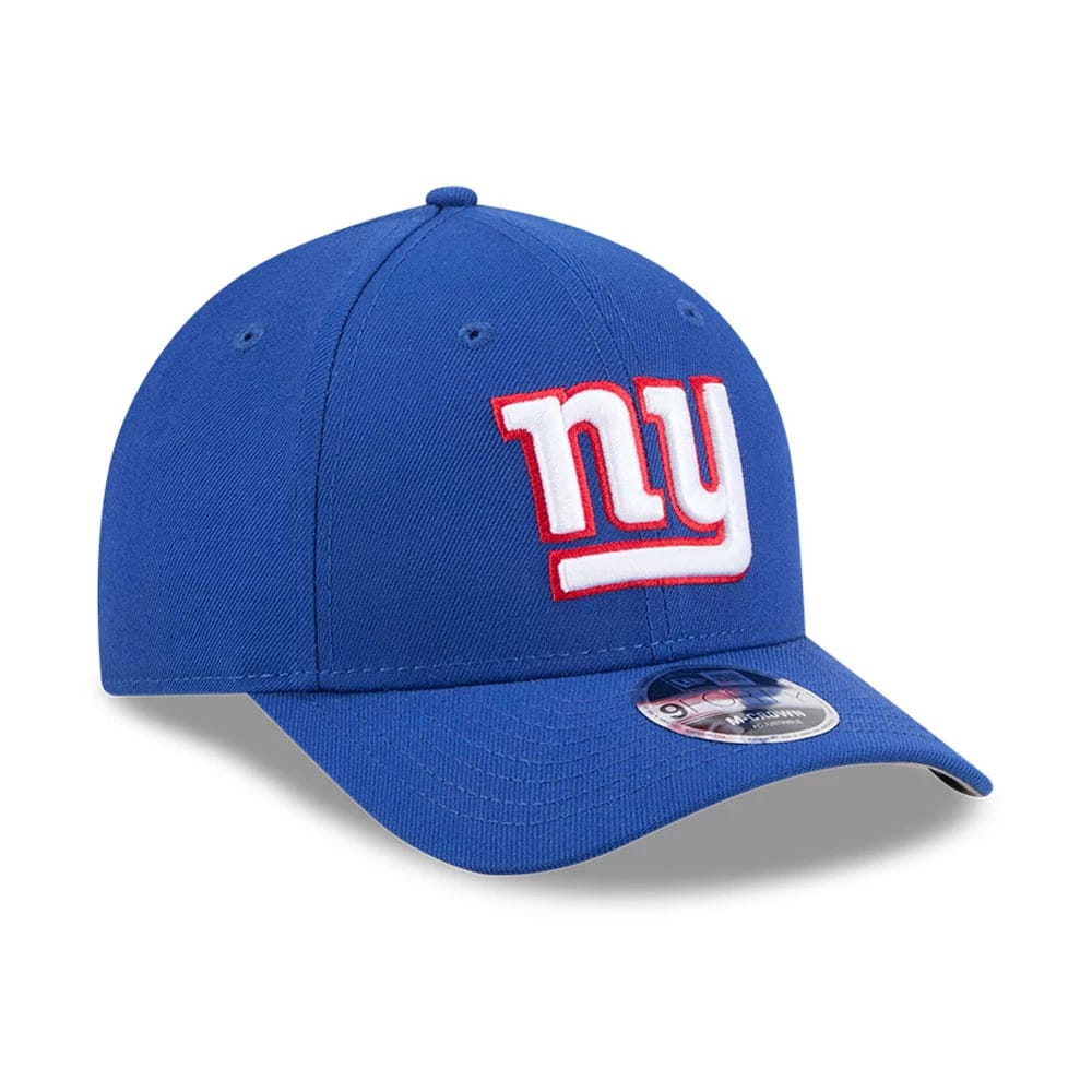 New York Giants NFL Team Blue New Era 9FORTY M-Crown Cap, three-quarter view showing the raised white and red embroidered ny logo on the front panel, with a curved visor featuring a 9FORTY size sticker.