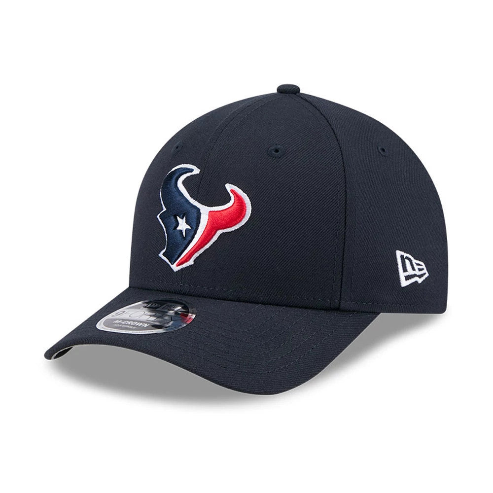 Houston Texans NFL Team Navy New Era 9FORTY M-Crown Cap, three-quarter view with the raised, embroidered Texans logo on the front panel, complemented by an embroidered New Era flag logo on the left side and a 9FORTY size sticker on the visor.