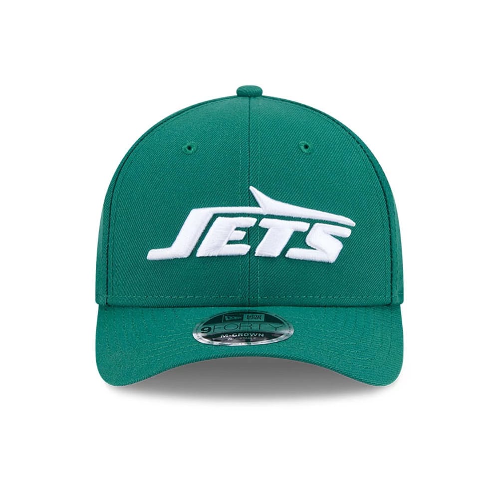 New York Jets NFL Team Green New Era 9FORTY M-Crown Cap, front view showing the raised white Jets lettering embroidered on the structured green front panel, with a curved visor and 9FORTY size sticker on top.