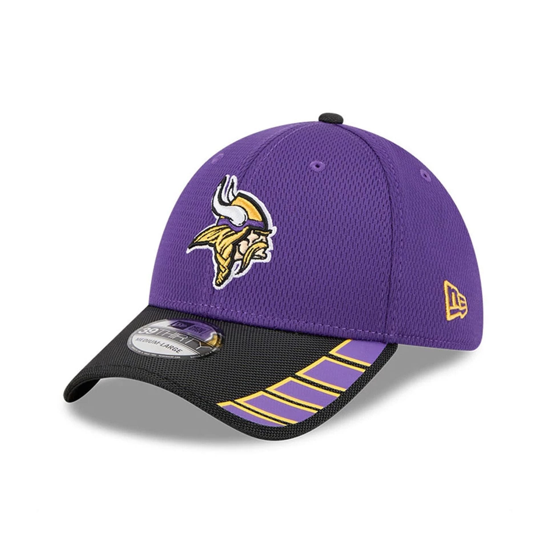 This is a Minnesota Vikings NFL Visor Hit Purple 39THIRTY Stretch Fit Cap 1