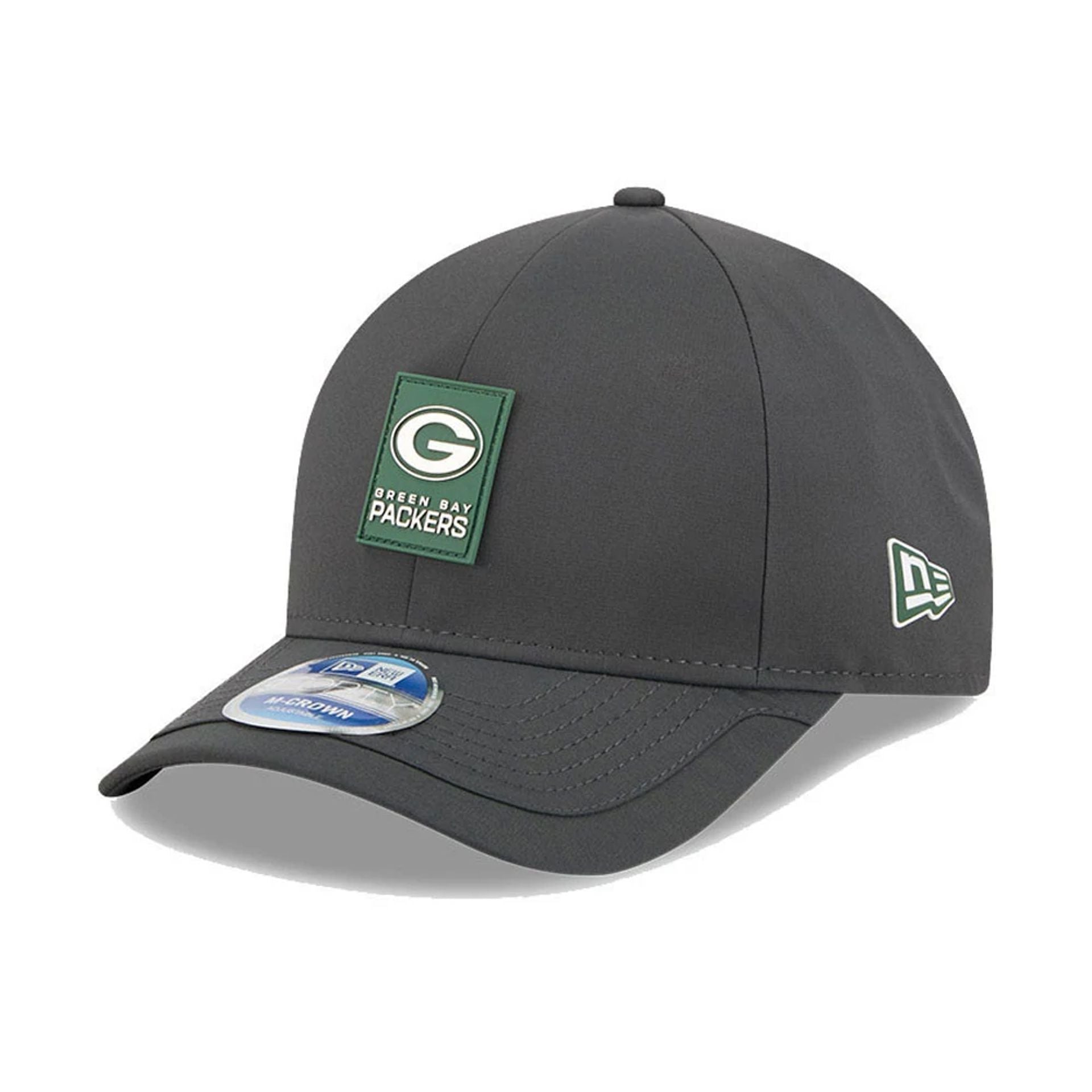 This is a Green Bay Packers NFL Sideline 2025 Charcoal 9FORTY M-Crown Adjustable Cap 1