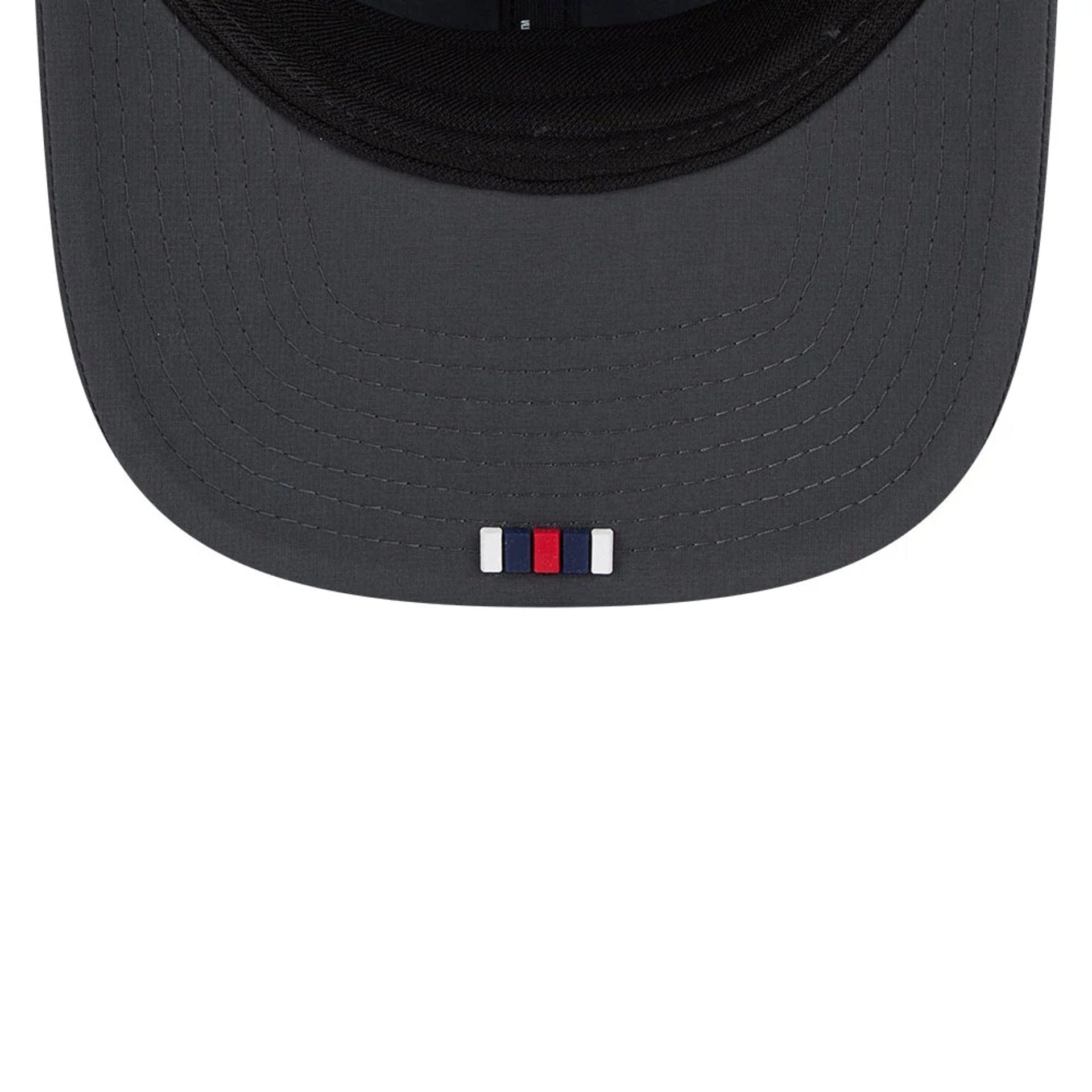 This is a New England Patriots NFL Sideline 2025 Charcoal 9SEVENTY Stretch Snap Adjustable Cap 2