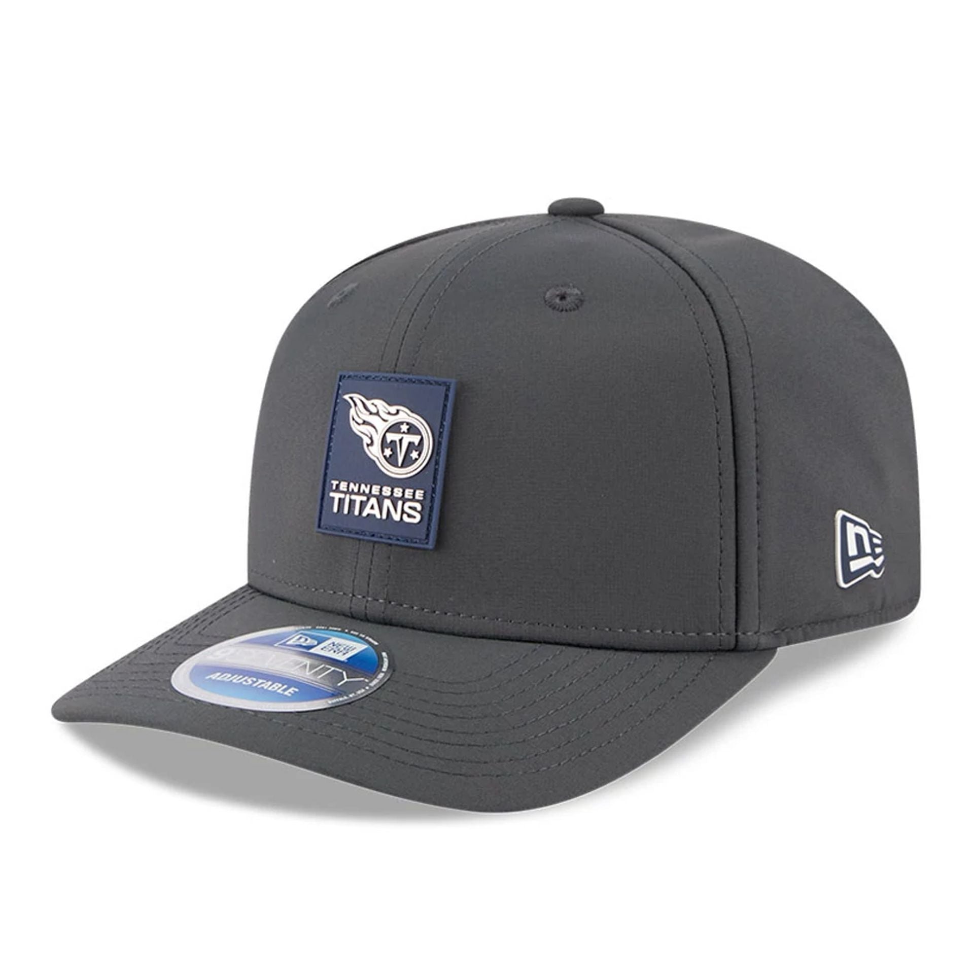 This is a Tennessee Titans NFL Sideline 2025 Charcoal 9SEVENTY Stretch Snap Adjustable Cap 1