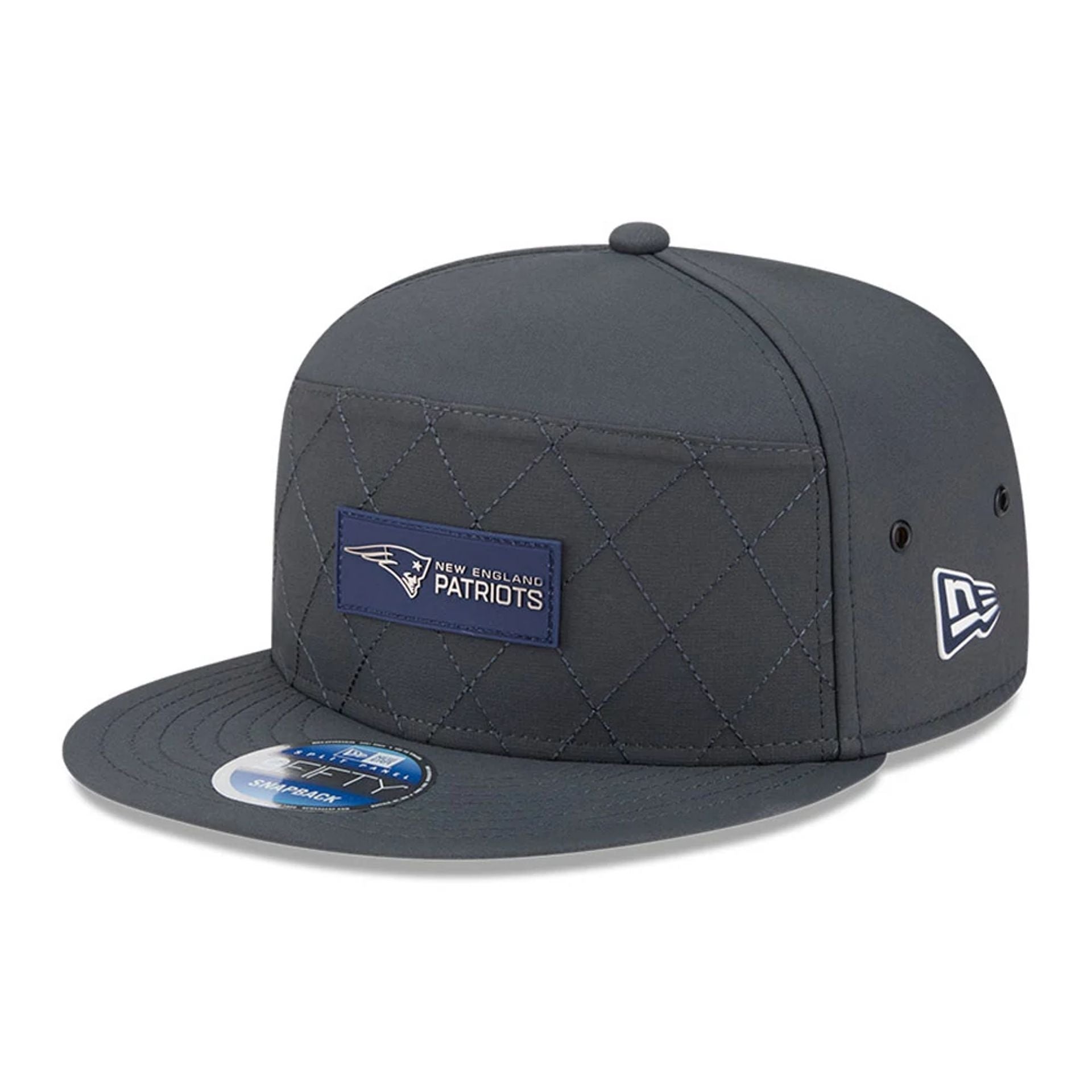 This is a New England Patriots NFL Sideline Charcoal 9FIFTY Split Panel Snapback Adjustable Cap 1