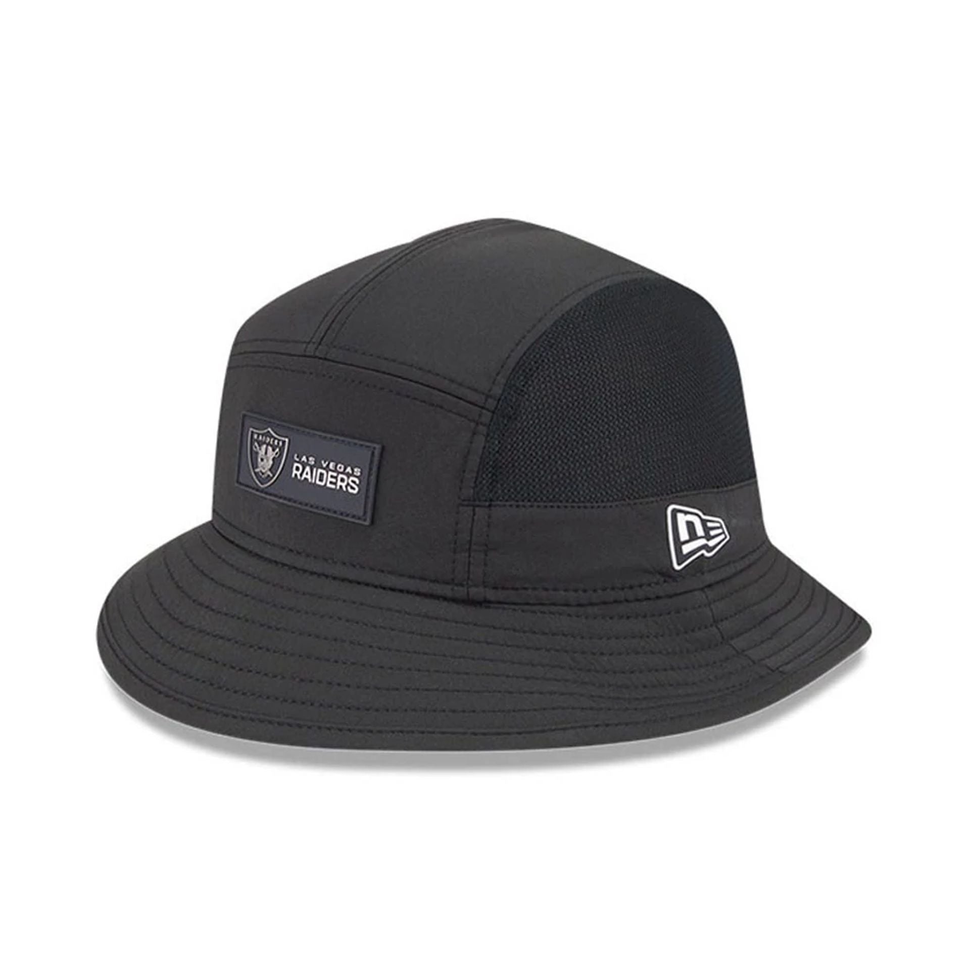 This is a Las Vegas Raiders NFL Sideline 2025 Black Stretch Bucket Hat 1