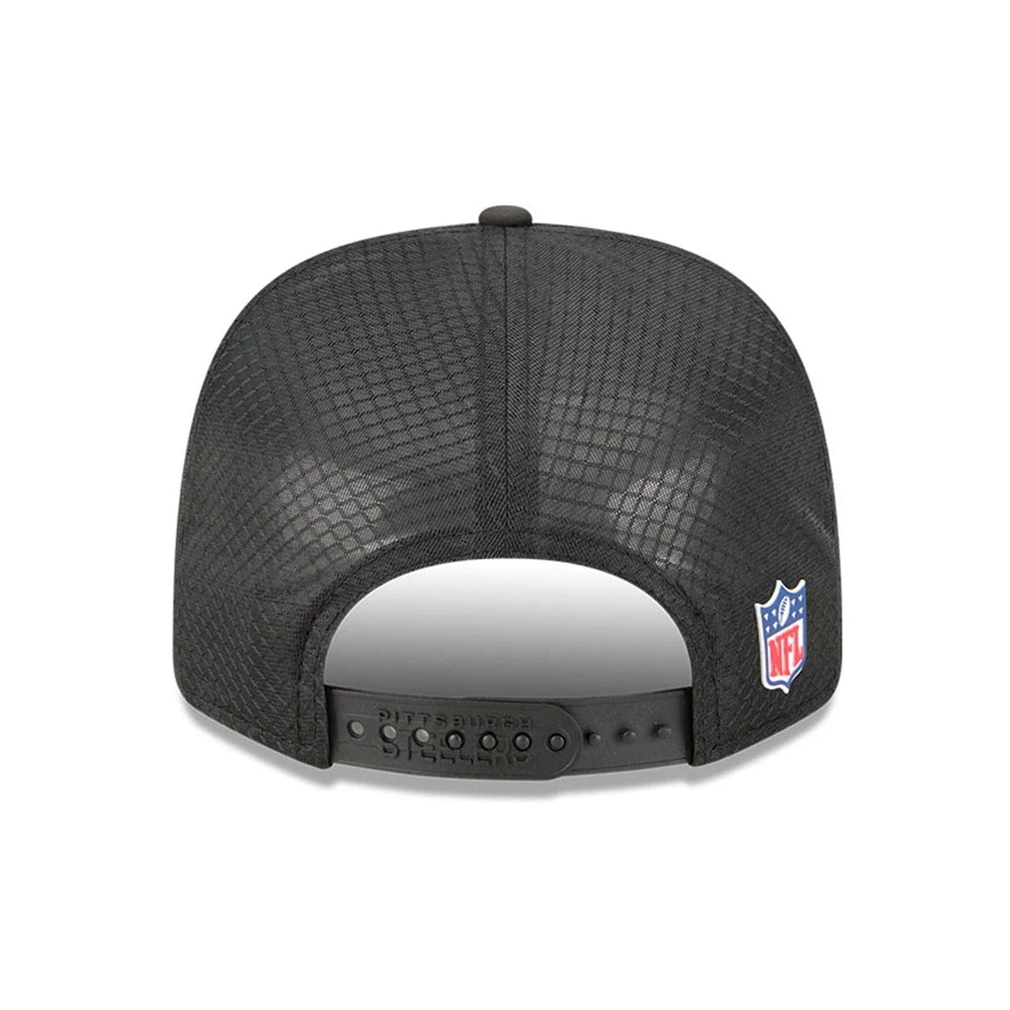 This is a Pittsburgh Steelers NFL Sideline 2025 Black 9SEVENTY Trucker Stretch Snap Adjustable Cap 7