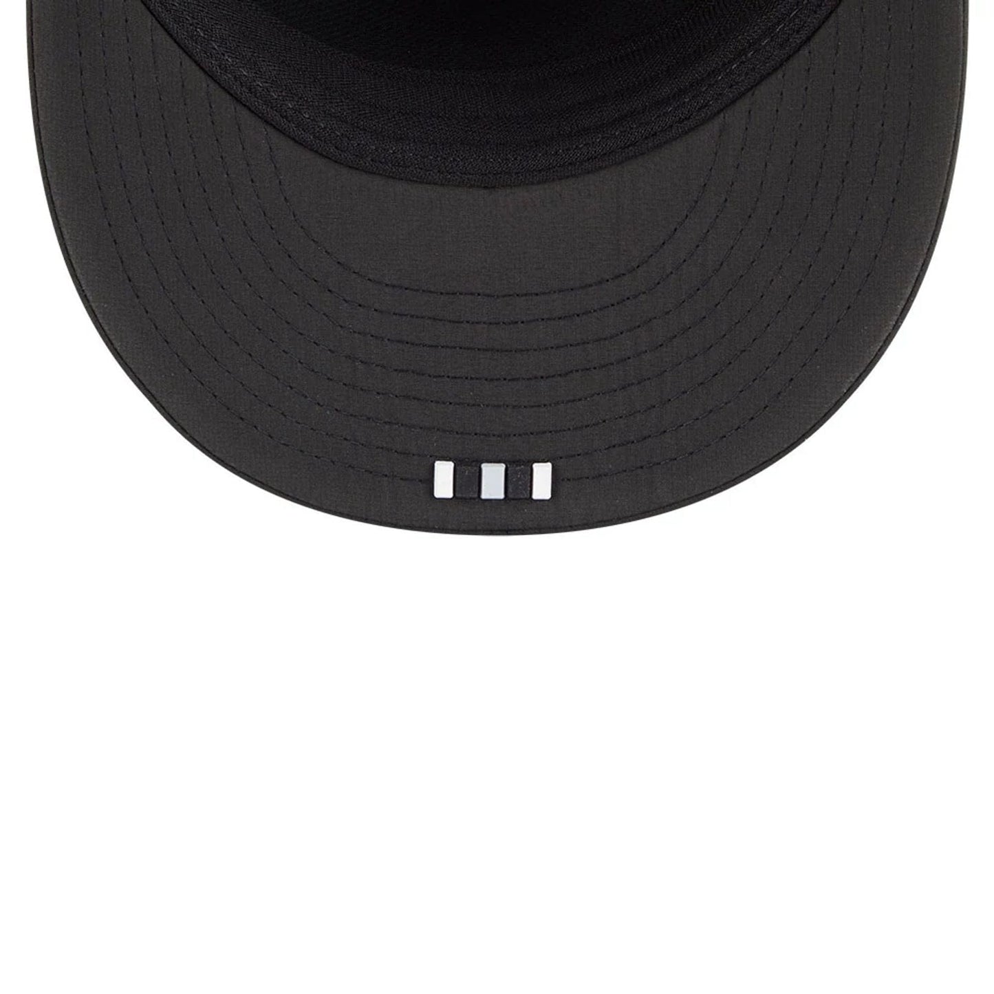 This is a Las Vegas Raiders NFL Sideline 2025 Black Retro Crown 59FIFTY Fitted Cap 7