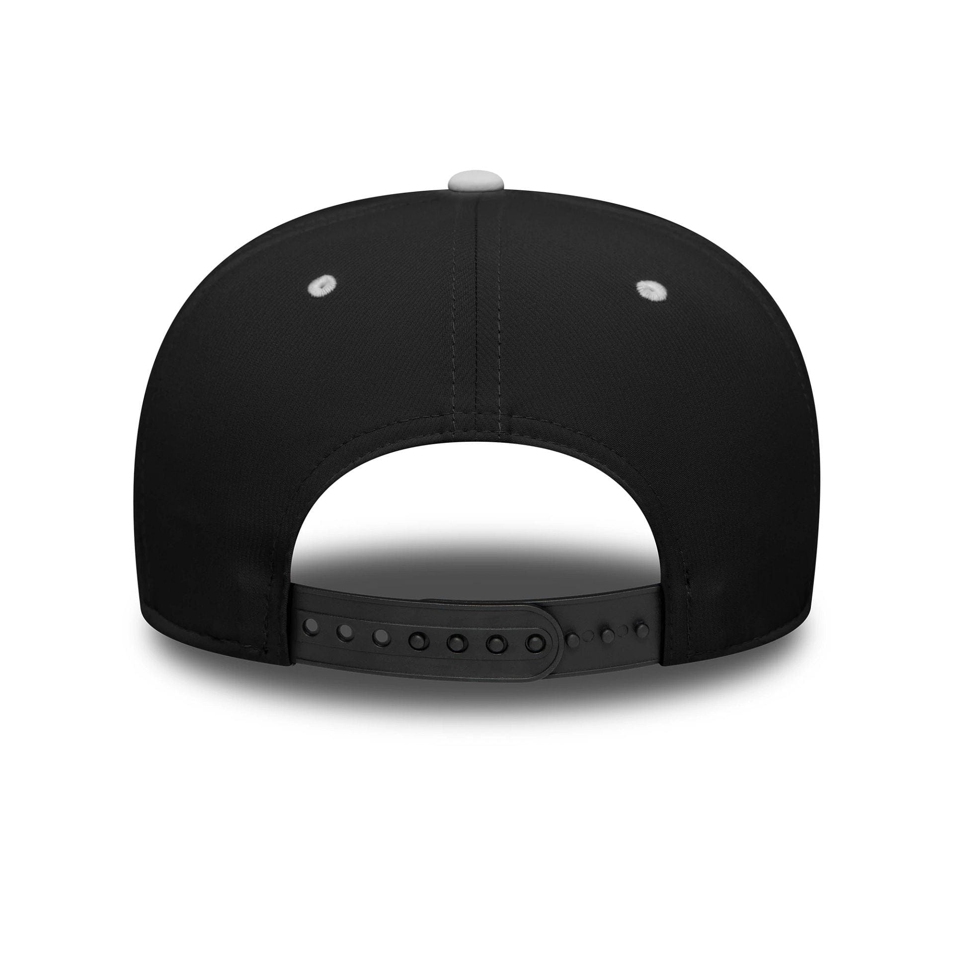 This is a Manchester United FC Recycled Black 9SEVENTY Stretch Snap Adjustable Cap 2