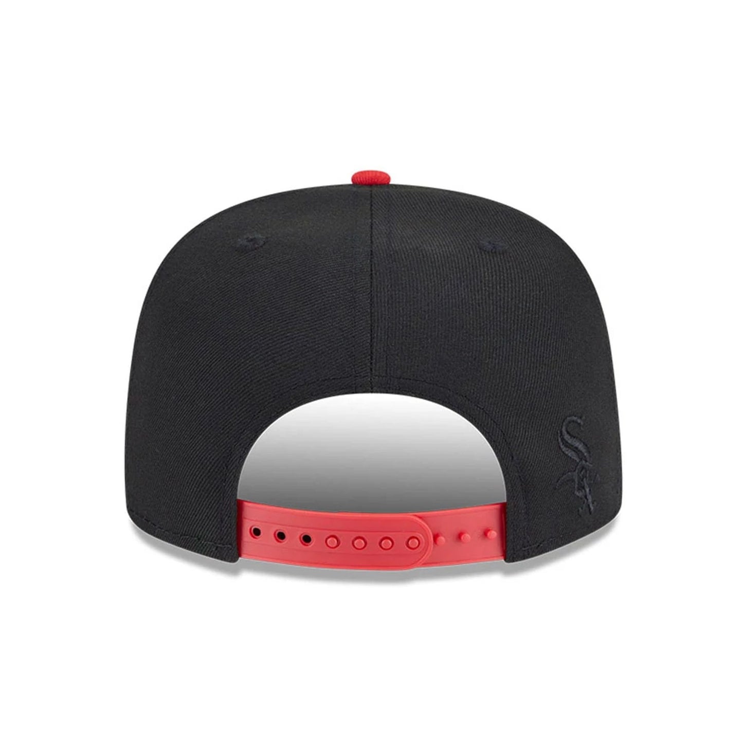 This is a Chicago White Sox City Script Black 9FIFTY A-Frame Snapback Adjustable Cap 7
