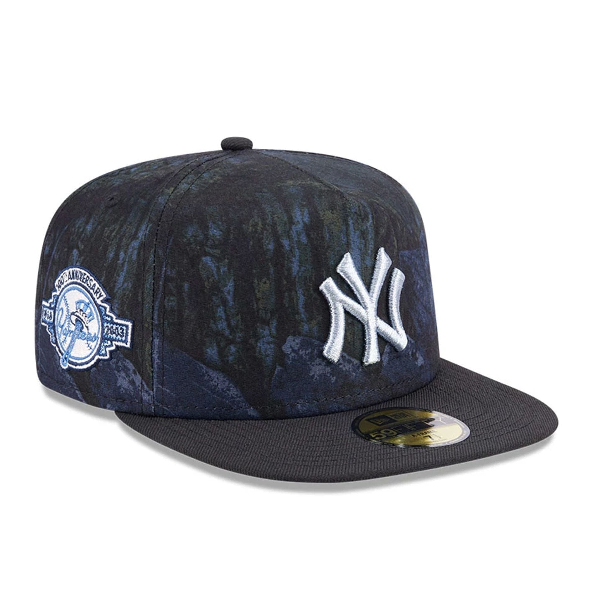 This is a New York Yankees MLB Ripstop Real Tree Navy 59FIFTY A-Frame Fitted Cap 1