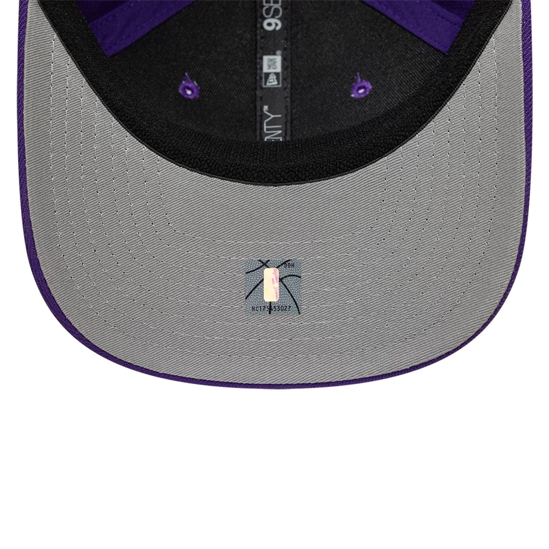 This is a Utah Jazz NBA Team Dark Blue 9SEVENTY Stretch Snap Adjustable Cap 2