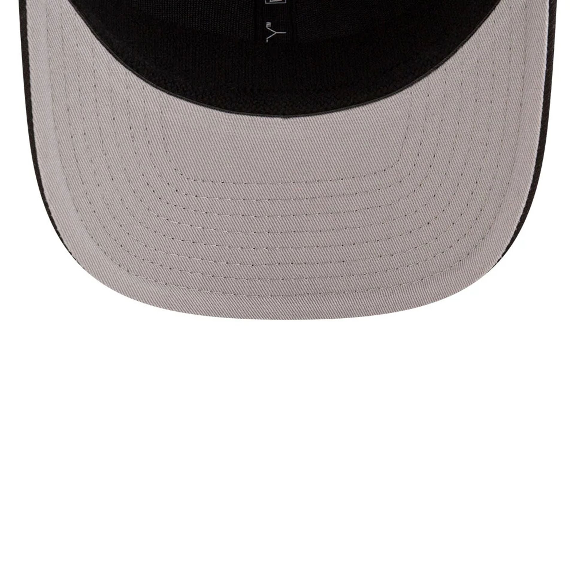 This is a Sacramento Kings NBA Team Black 9SEVENTY Stretch Snap Adjustable Cap 2