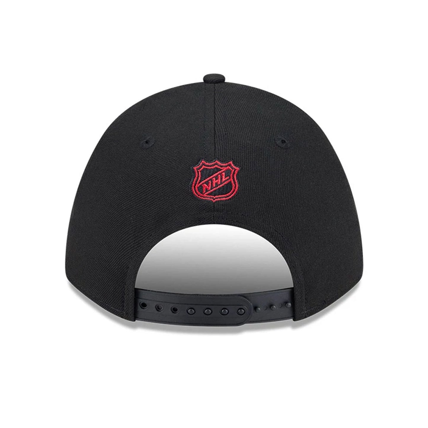 This is a Vancouver Canucks NHL Team Black 9FORTY M-Crown Adjustable Cap 7