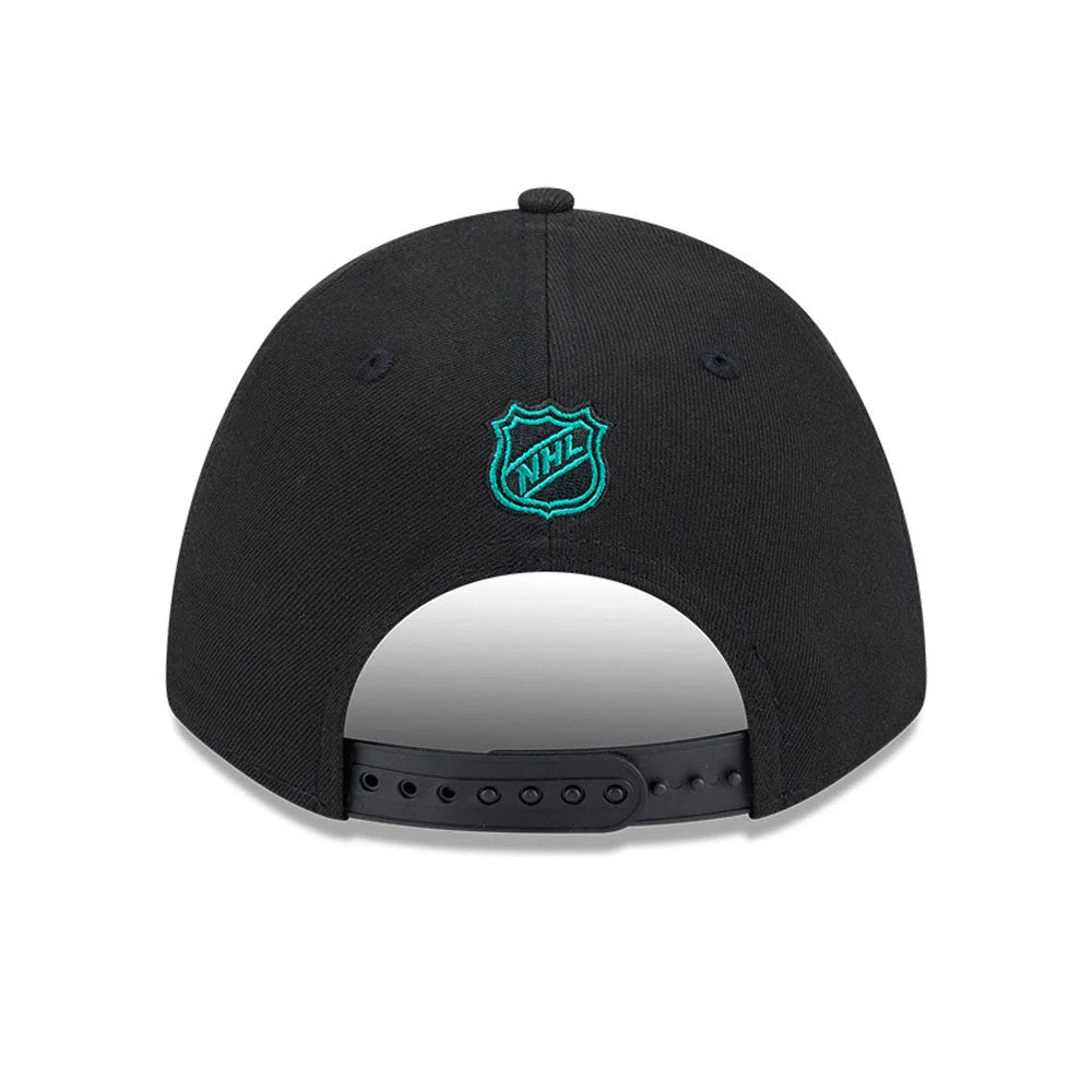 This is a California Golden Seals NHL Team Black 9FORTY M-Crown Adjustable Cap 6