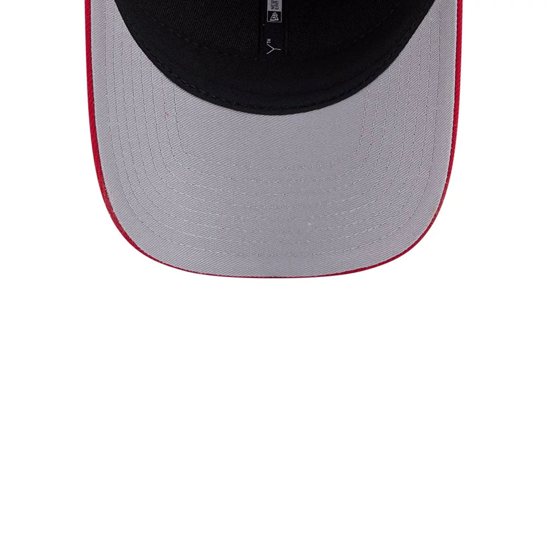 This is a Washington Capitals NHL Team Red 9FORTY M-Crown Adjustable Cap 2