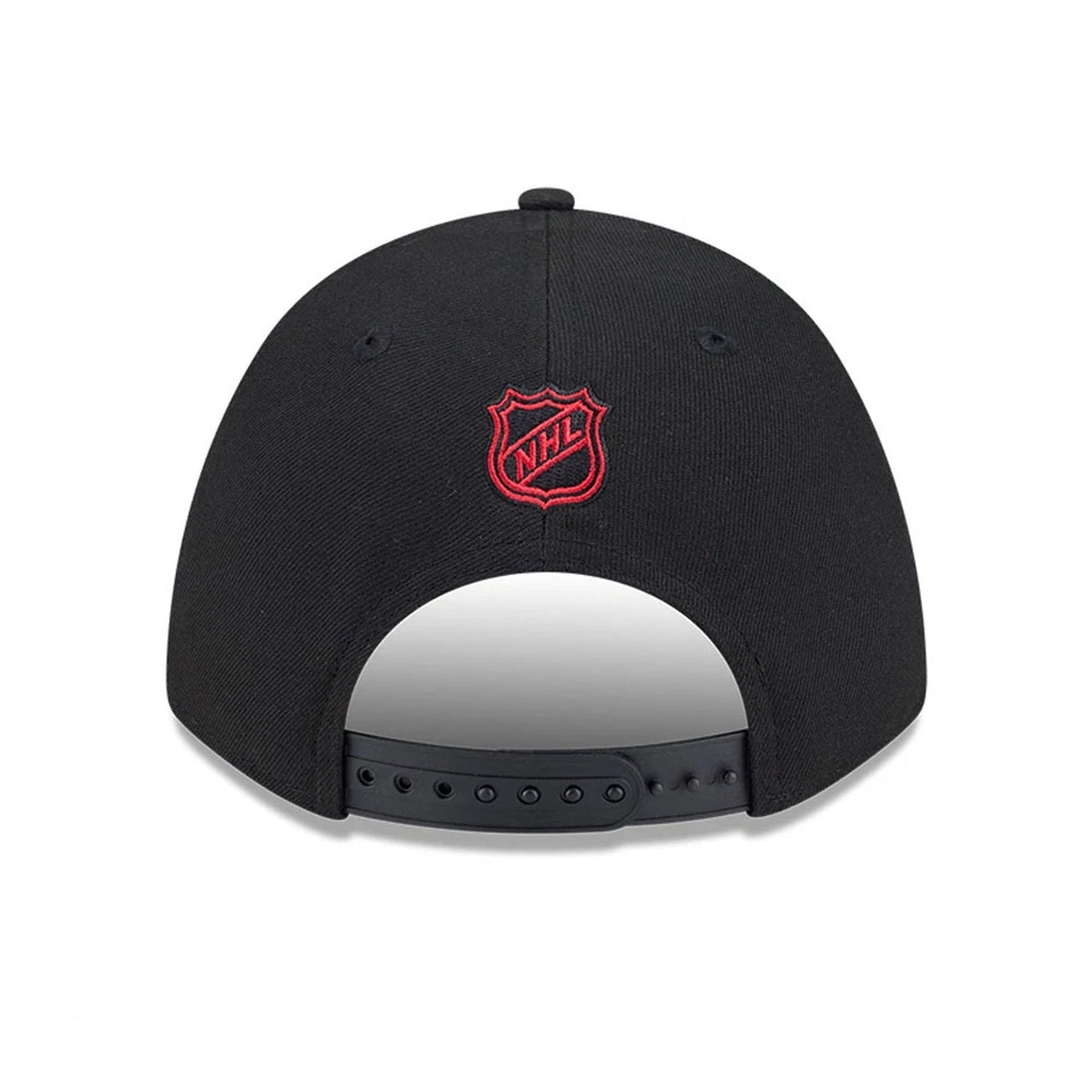 This is a Chicago Blackhawks NHL Team Black 9FORTY M-Crown Adjustable Cap 7