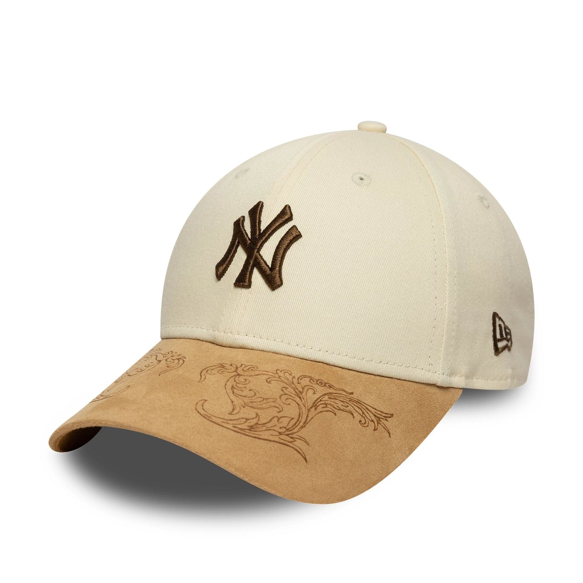 This is a New York Yankees MLB Contrast Visor Cream 9FORTY Adjustable Cap 1