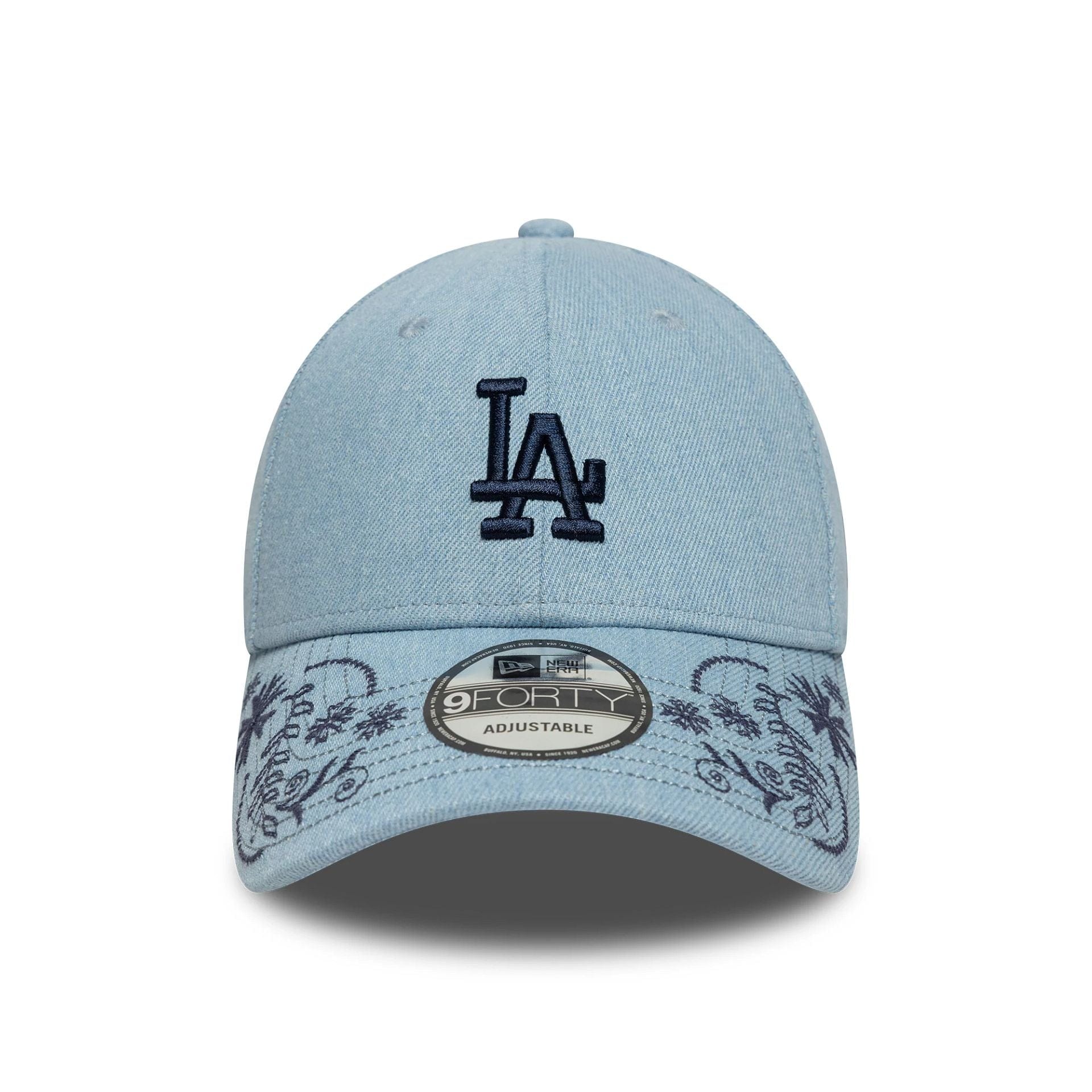 This is a LA Dodgers MLB Yarn Floral Light Blue 9FORTY Adjustable Cap 2