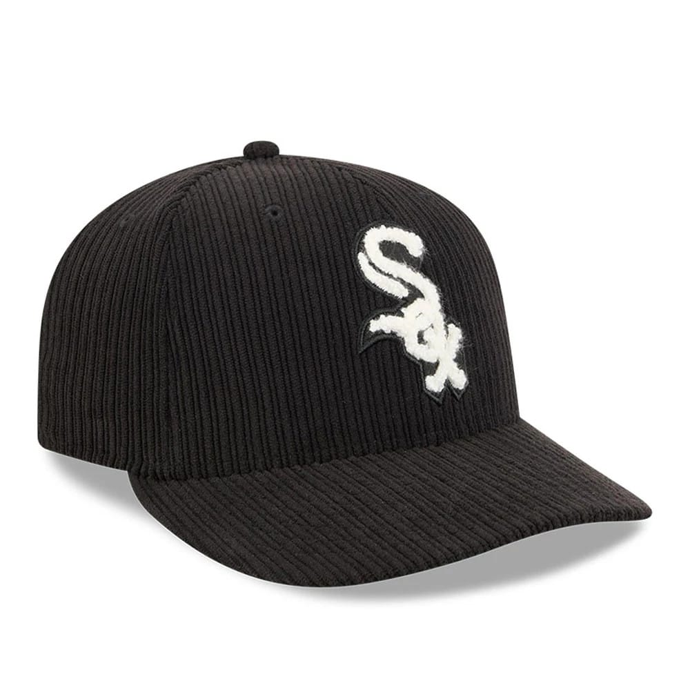 Chicago White Sox MLB Chenille Pop Black New Era 59FIFTY Fitted Cap, three-quarter view showing the white raised embroidered Sox logo on the ribbed black crown with a matching flat visor.