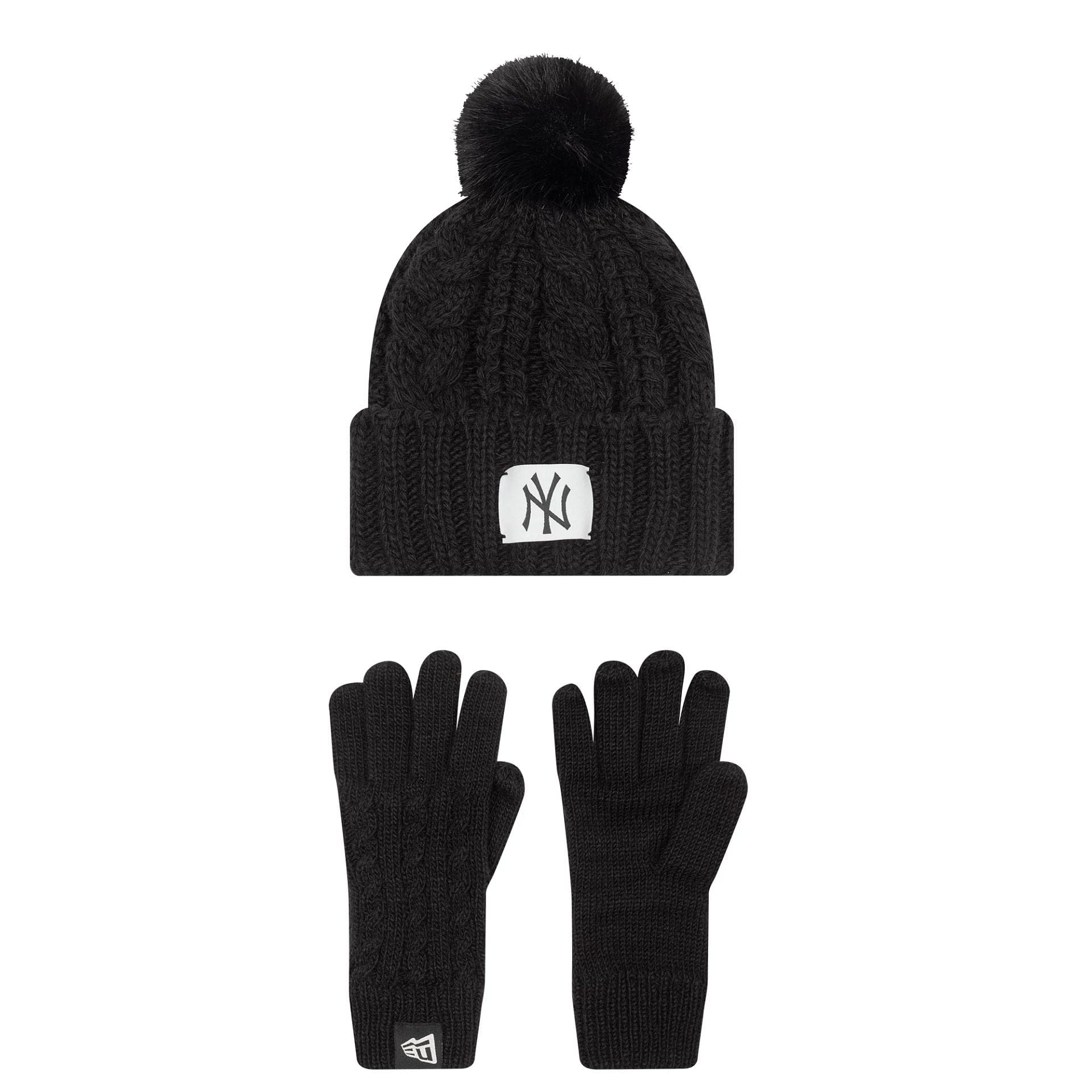This is a New York Yankees Youth MLB Black Beanie & Gloves Set 1
