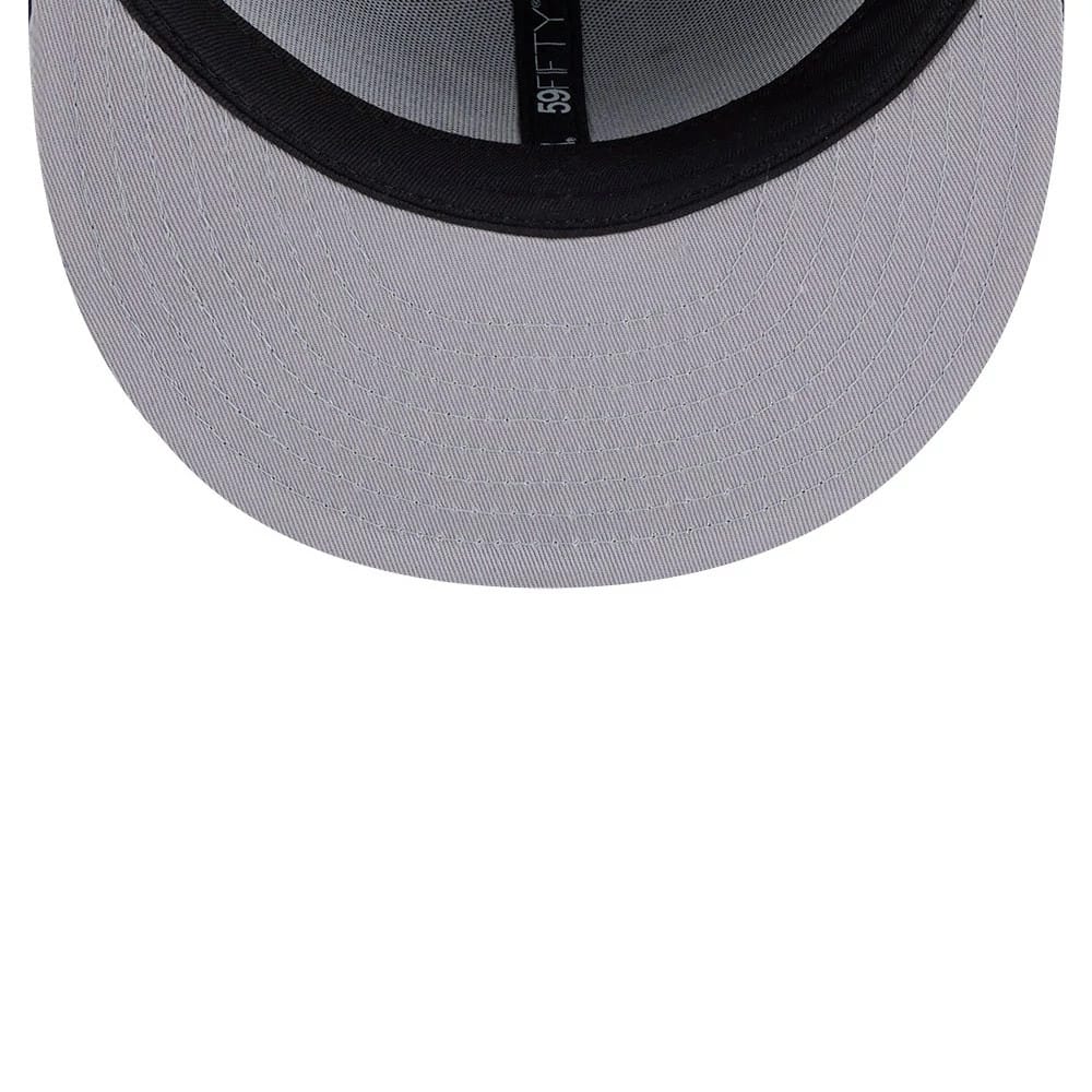 This is a Atlanta Braves MLB Classic Navy Dogear 59FIFTY Fitted Cap 2