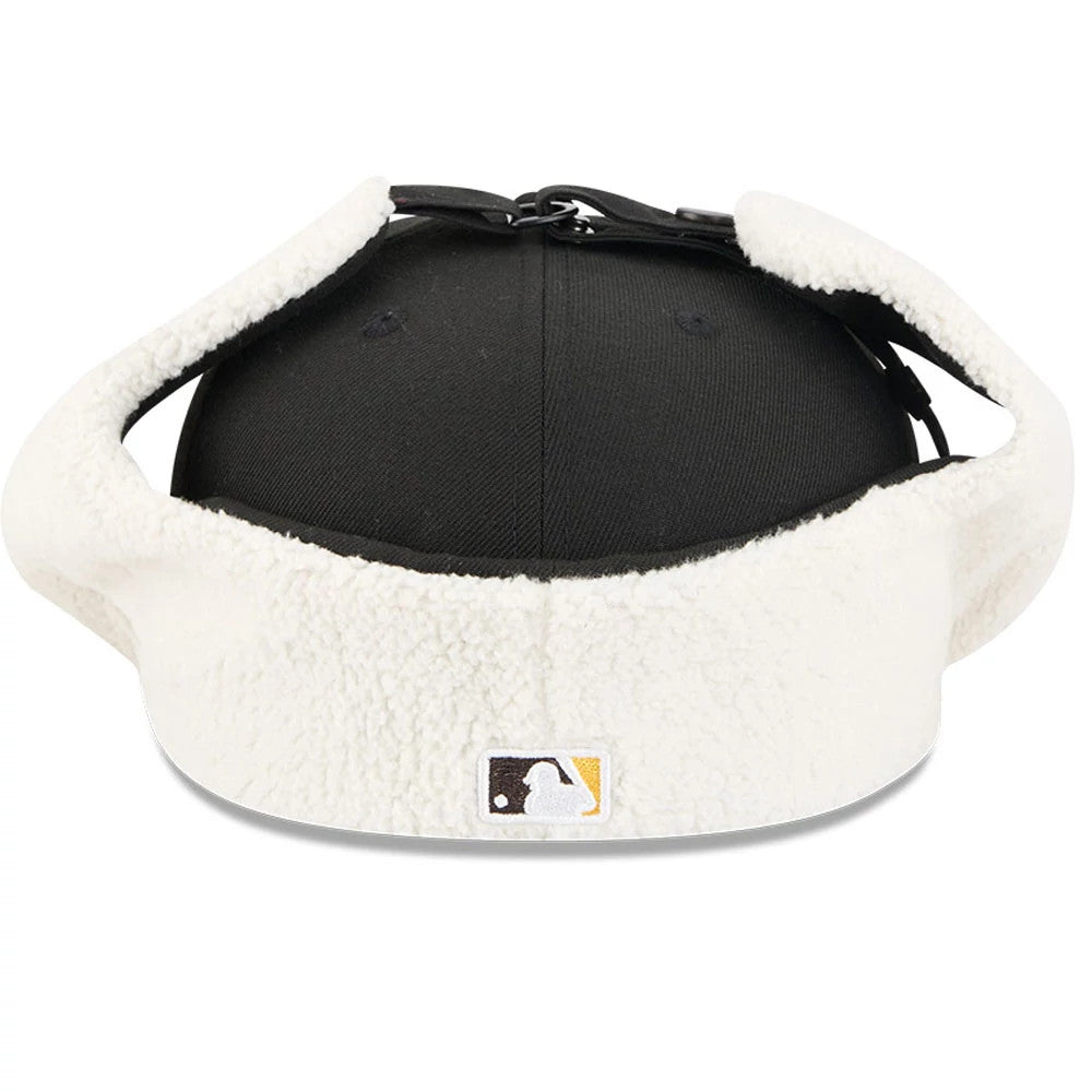 This is a San Diego Padres MLB Classic Black Dogear 59FIFTY Fitted Cap 3
