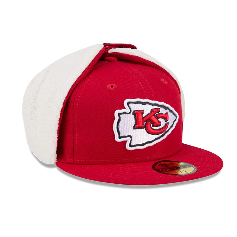 Kansas City Chiefs NFL Classic Red Dogear New Era 59FIFTY Fitted Cap, three-quarter view showing the raised red and white embroidered Chiefs logo on the front panel, with white dogear flaps and a gold 59FIFTY size sticker on the red visor.