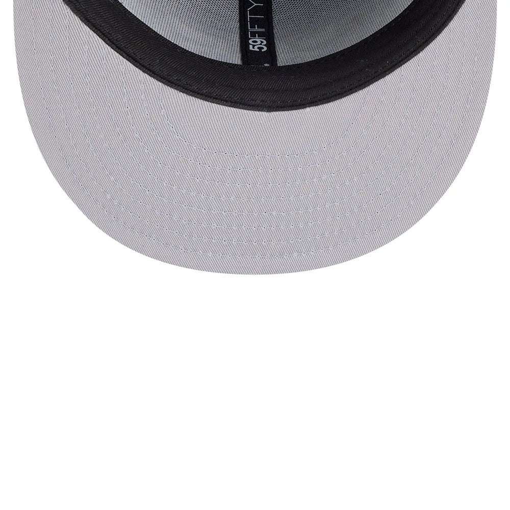 Chicago Bulls NBA Classic Black Dogear New Era 59FIFTY Fitted Cap, inside view showing the grey undervisor, black sweatband, and black taping with 59FIFTY branding.