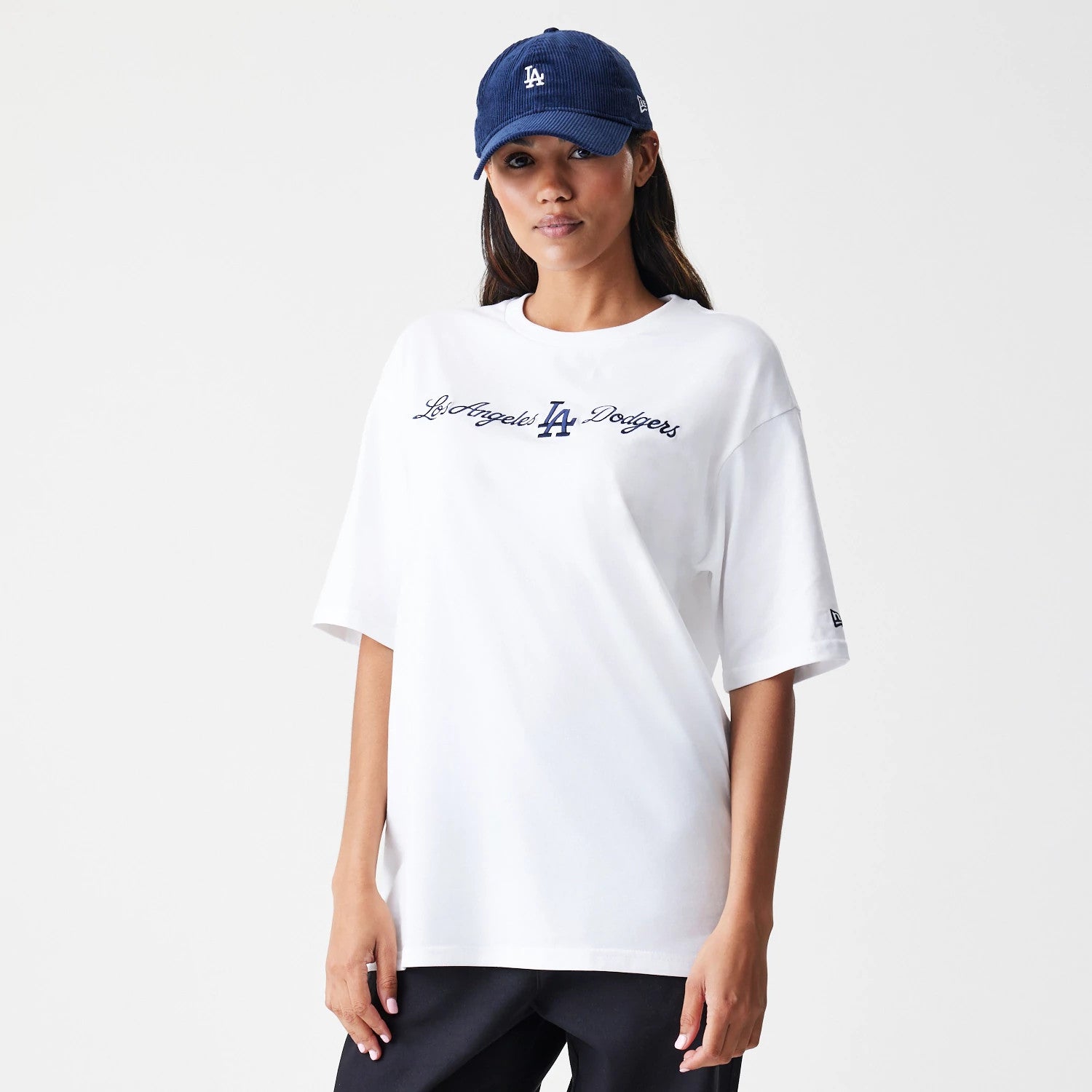 The Male model is wearing LA Dodgers MLB Script White Oversized T-Shirt 4