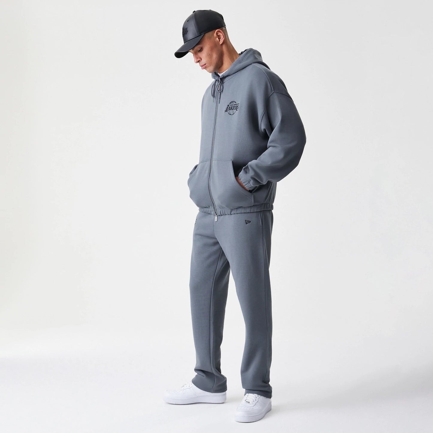 The Male model is wearing LA Lakers NBA Linear Dark Grey Oversized Full Zip Hoodie 8