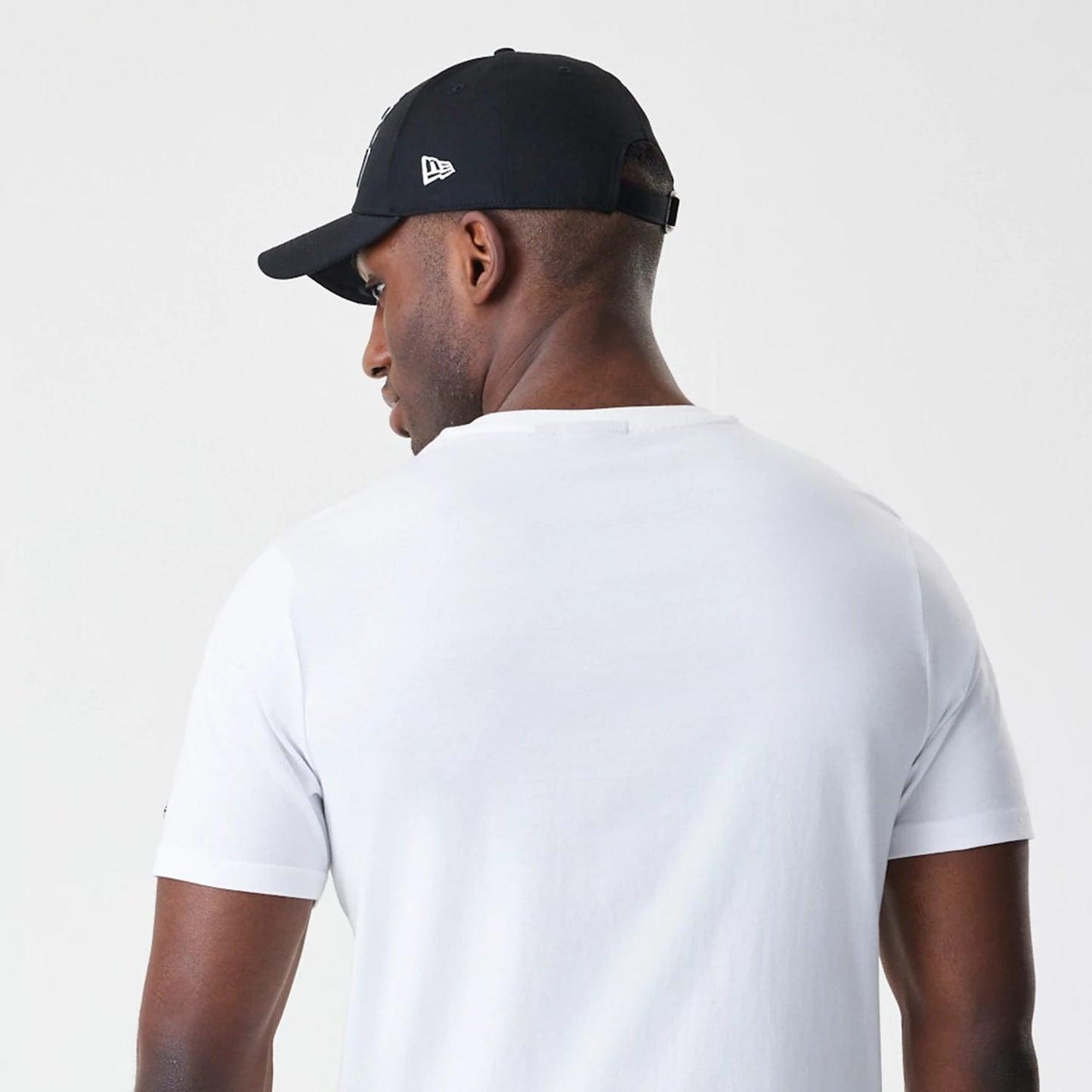 The Male model is wearing LA Lakers NBA Script White T-Shirt 7