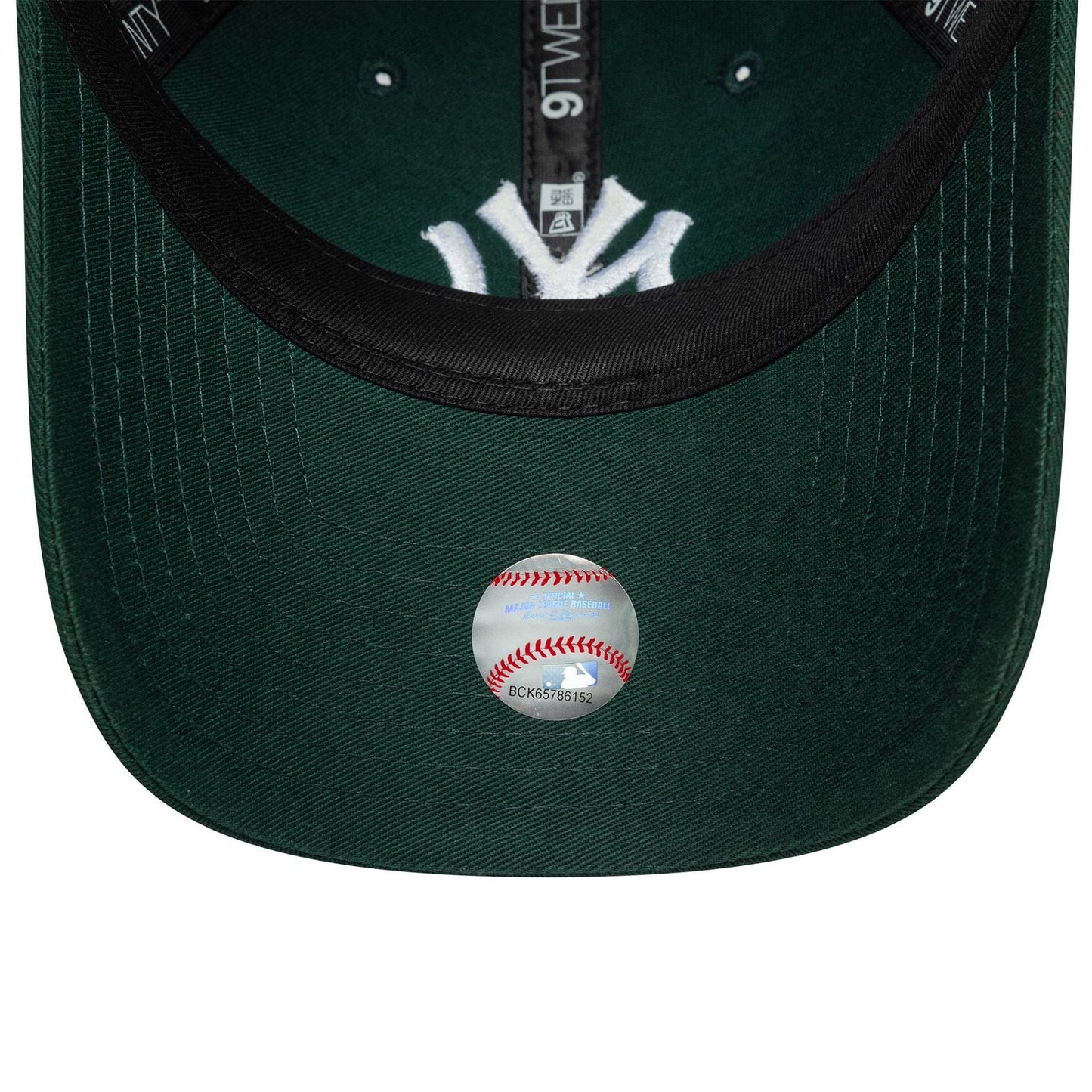 This is a New York Yankees Womens MLB League Essential Dark Green 9TWENTY Adjustable Cap 5