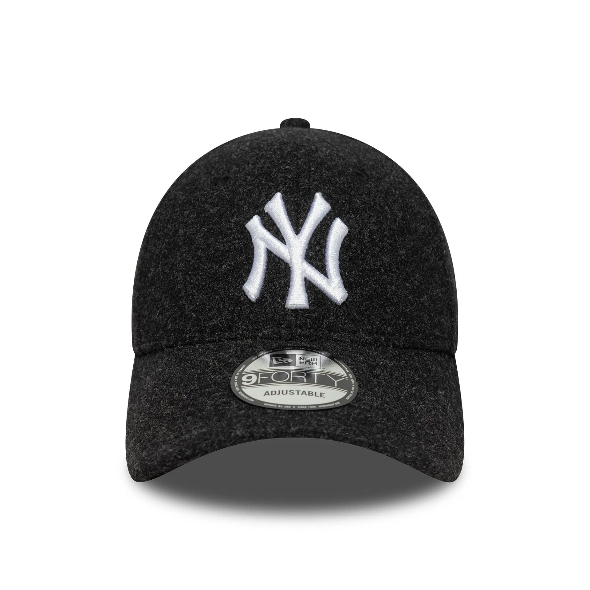 This is a New York Yankees MLB Melton Black 9FORTY Adjustable Cap 2
