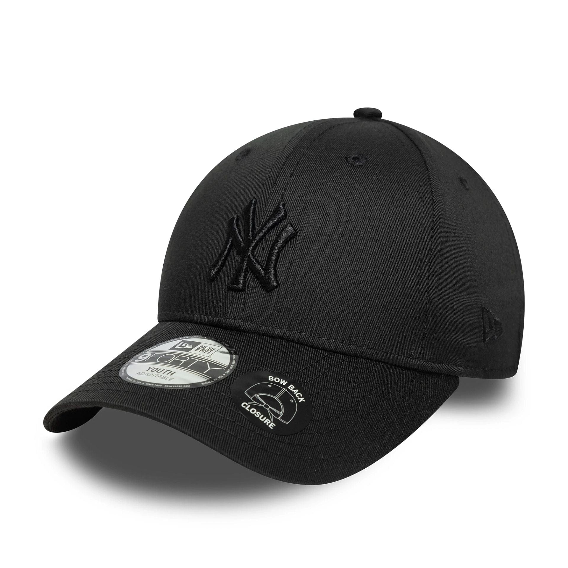 This is a New York Yankees Youth MLB Bow Back Black 9FORTY Adjustable Cap 1