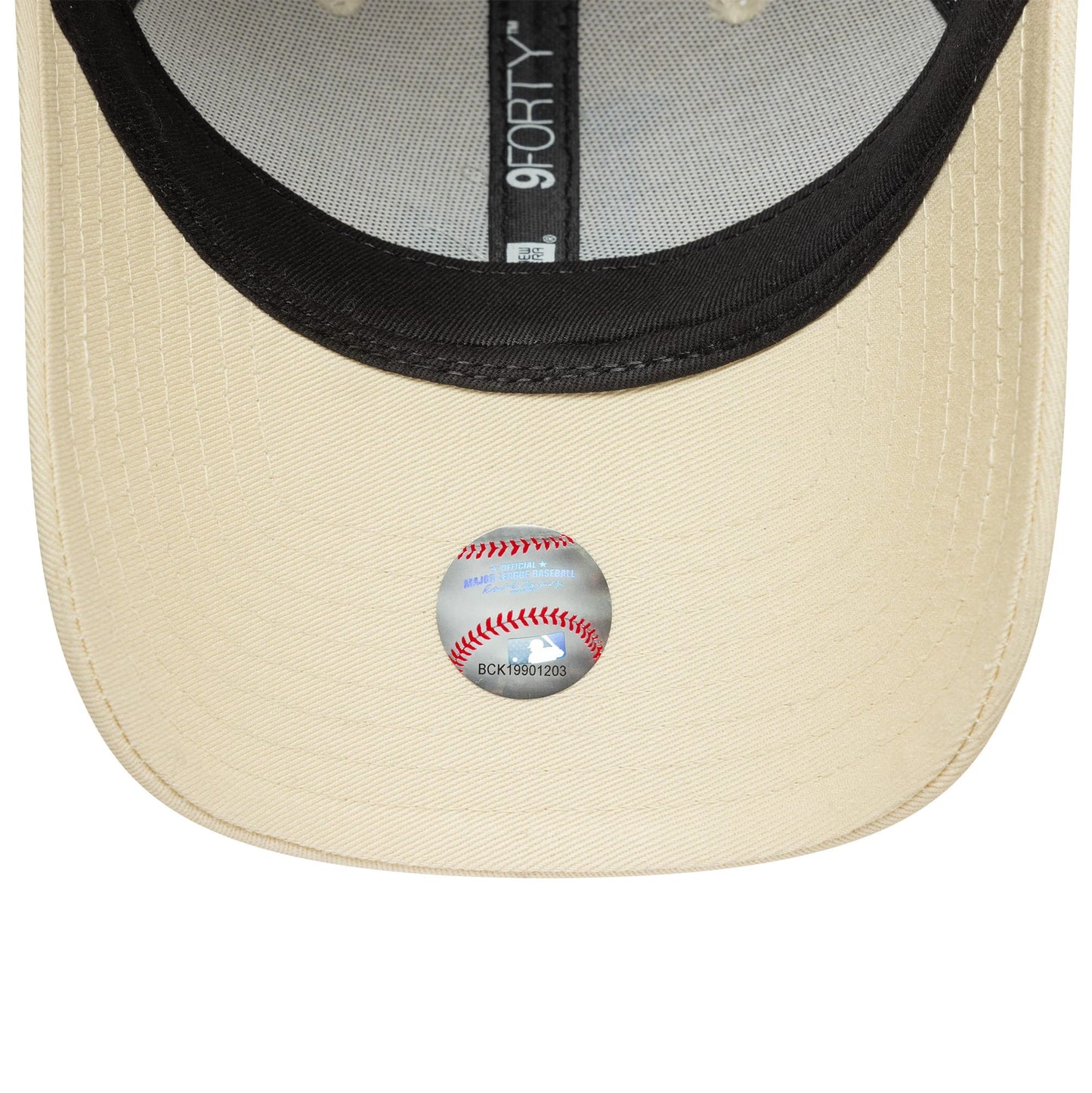 This is a LA Dodgers Womens MLB Metallic Logo Cream 9FORTY Adjustable Cap 5