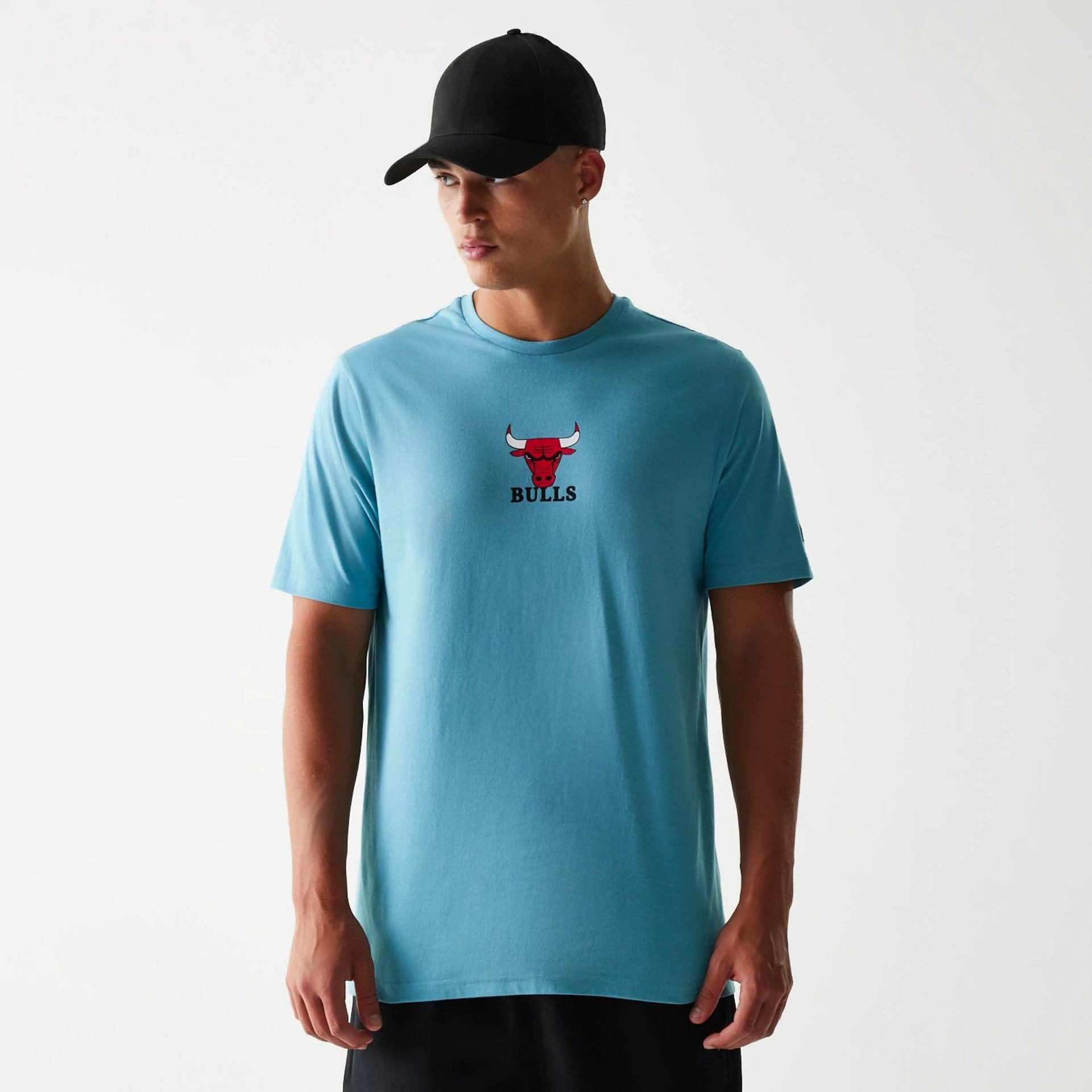 The Male model is wearing Chicago Bulls NBA Pastel Blue T-Shirt 1