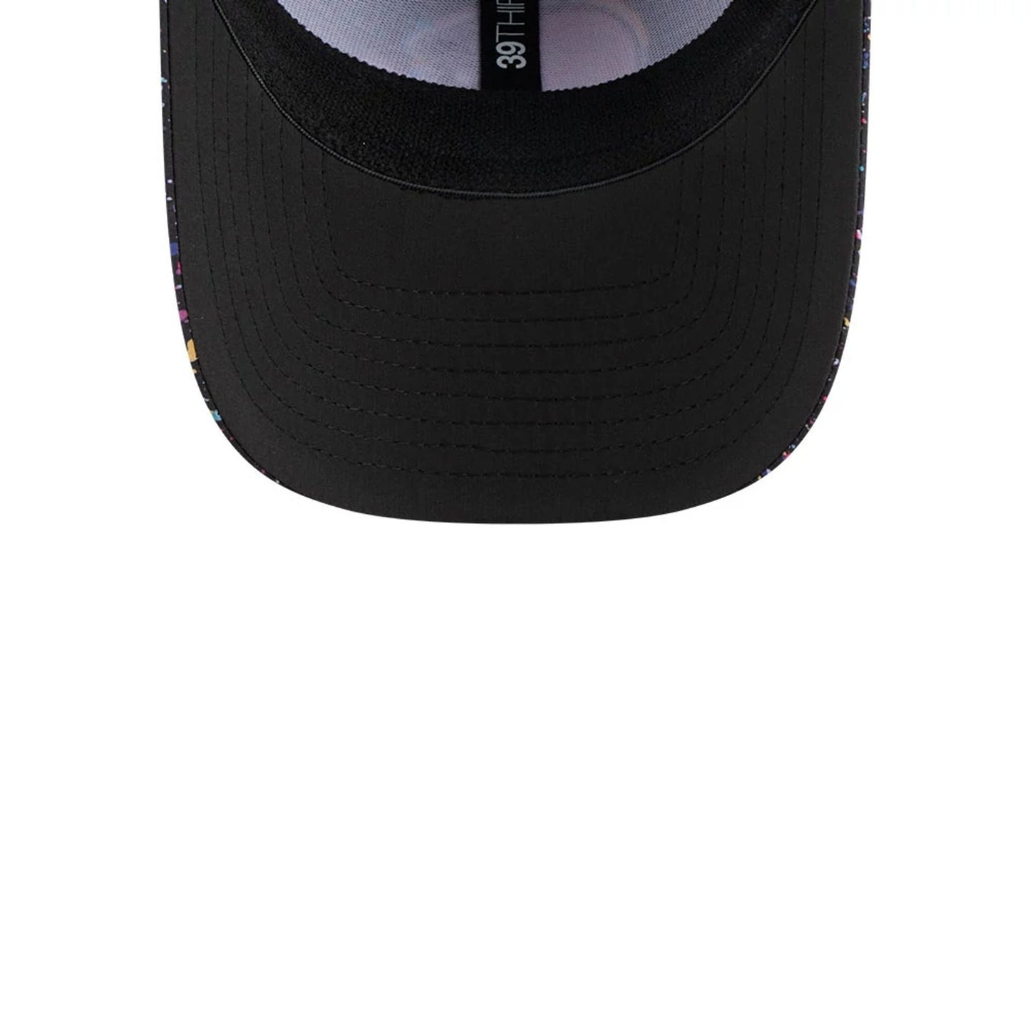 This is a Cleveland Browns NFL Crucial Catch 2025 Black 39THIRTY Stretch Fit Cap 7