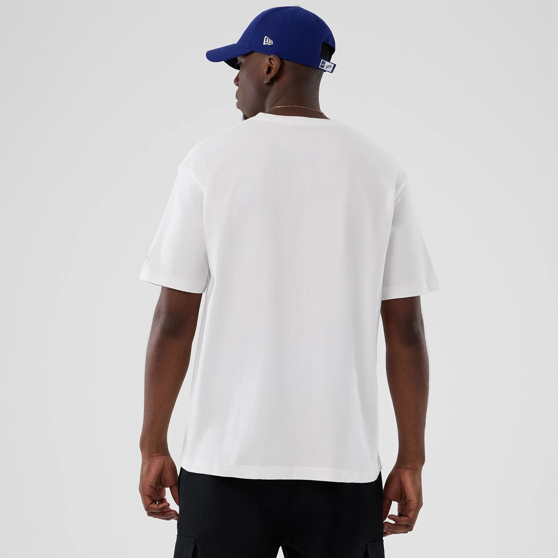 The Male model is wearing LA Dodgers MLB Lifestyle Graphic White T-Shirt 2