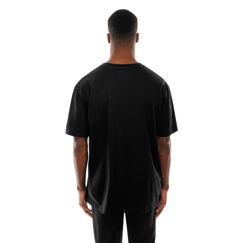 The Male model is wearing Chicago White Sox MLB Sport Classic Black T-Shirt 7